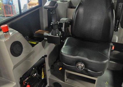 ErnestSpencer cab interior1 inset 425x300.jpg