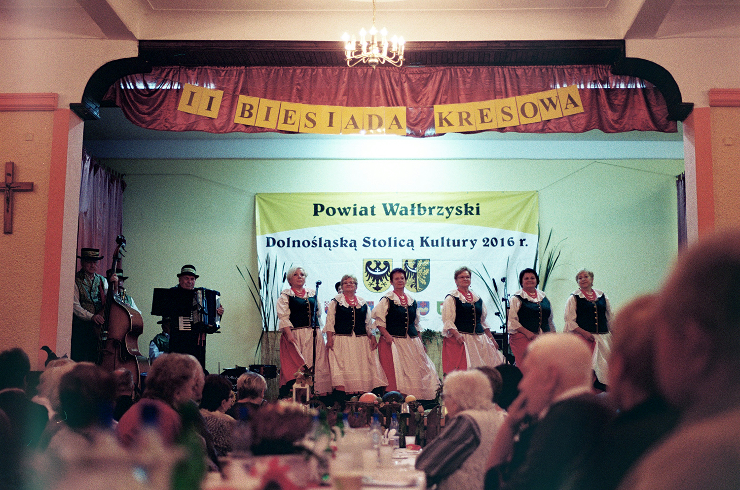 Biesiada Kresowa dancers performing traditional routines