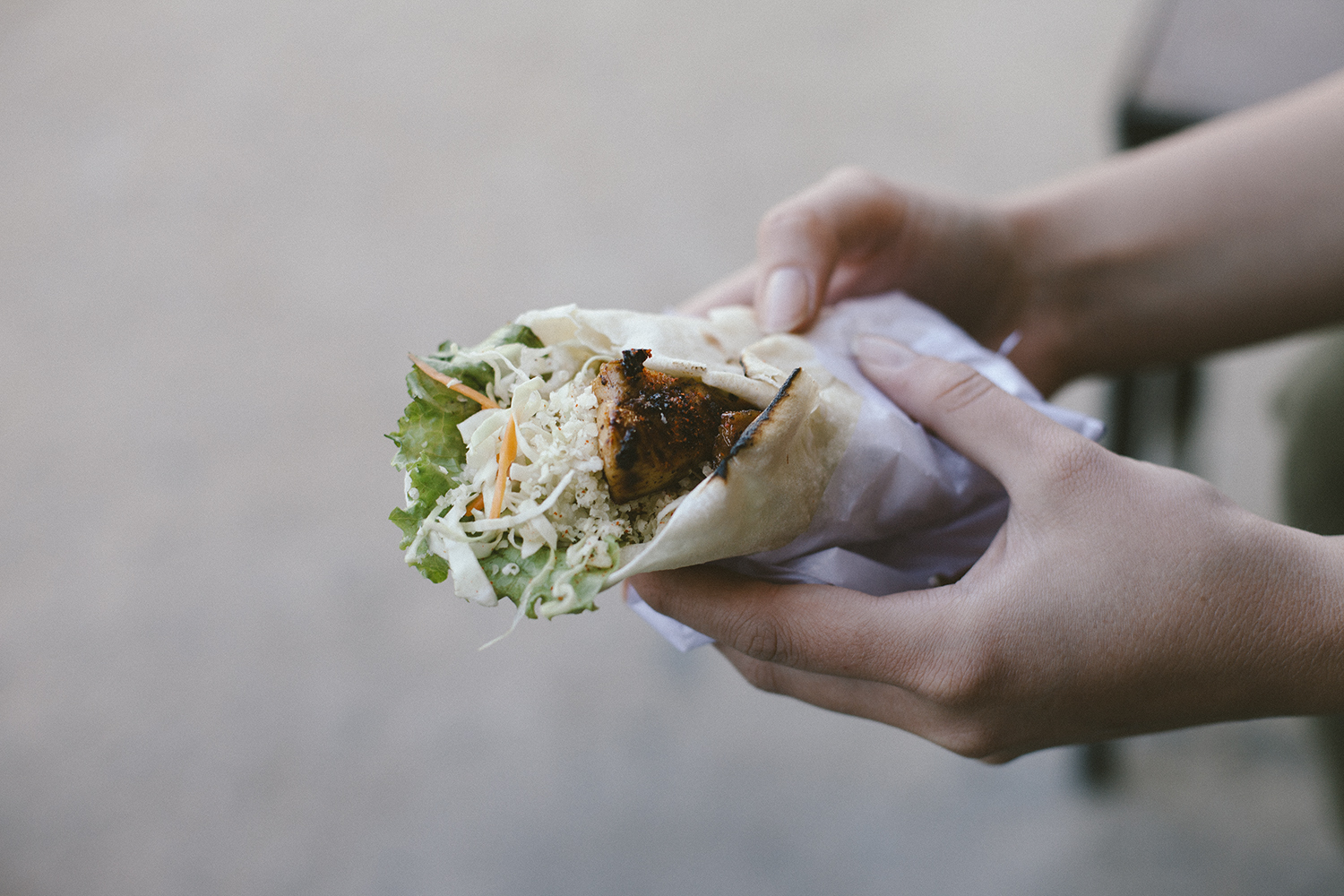 Roti roll z miejscowego straganu