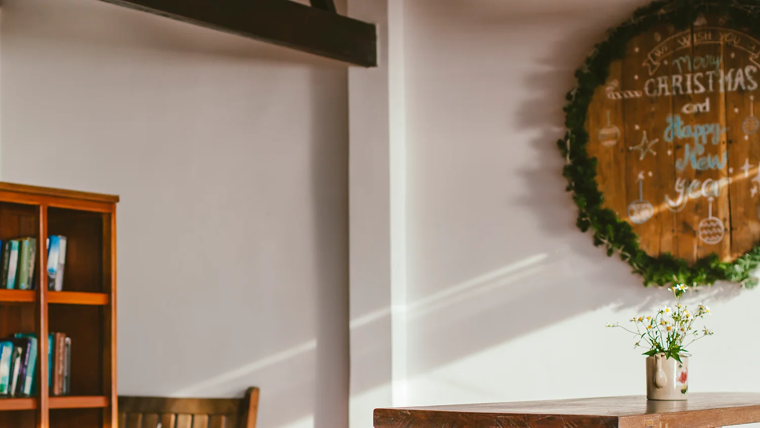 10 Practical Budget Gifts For Travelers | HandZaround