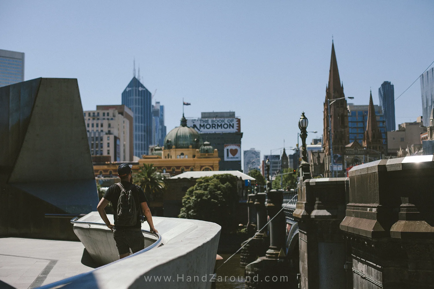 001_HandZaround_What_to_pack_long_term_travel_Resources.jpg