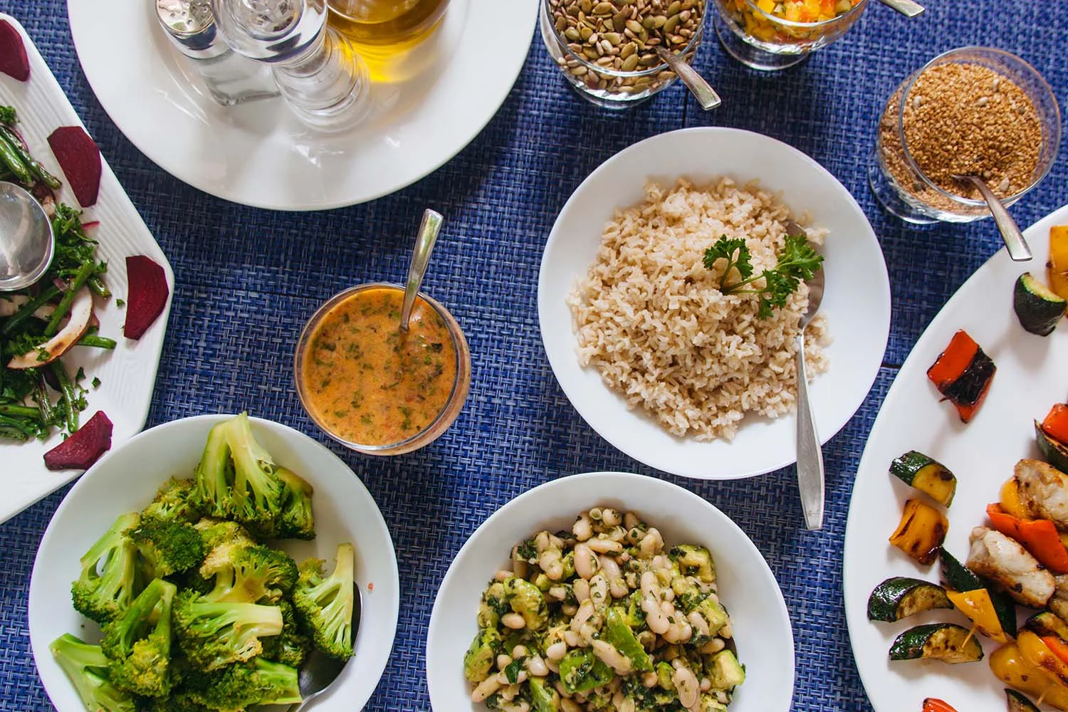 46_HandZaround_Cuisine.jpg