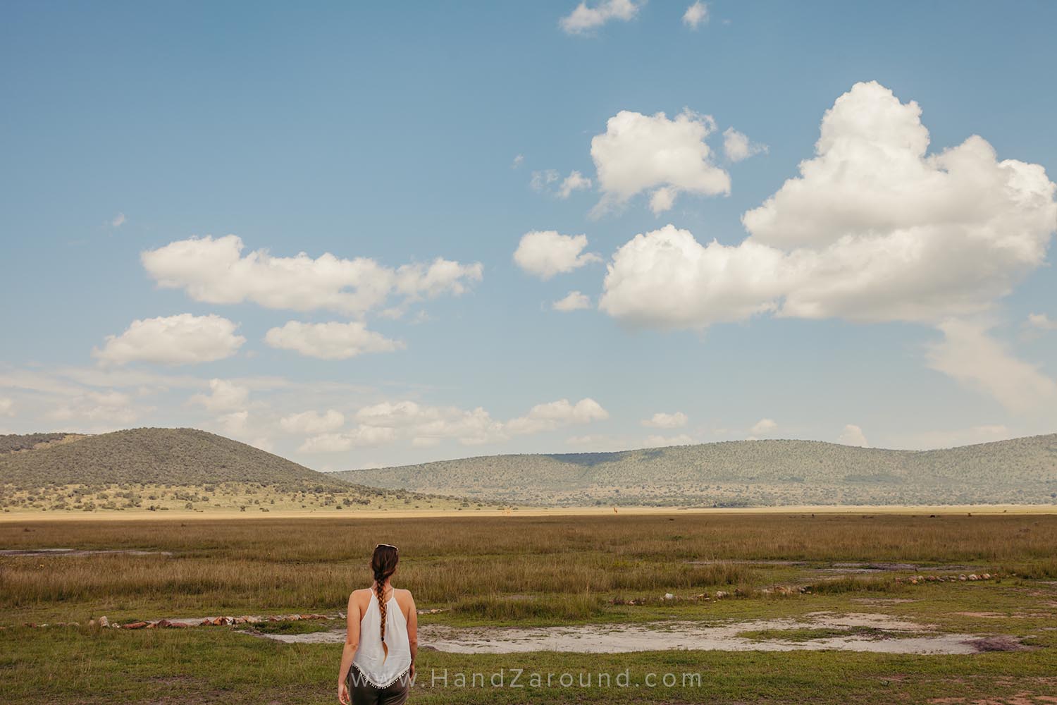 087_HandZaround_Akagera_African_Parks_Rwanda_East_Africa.jpg