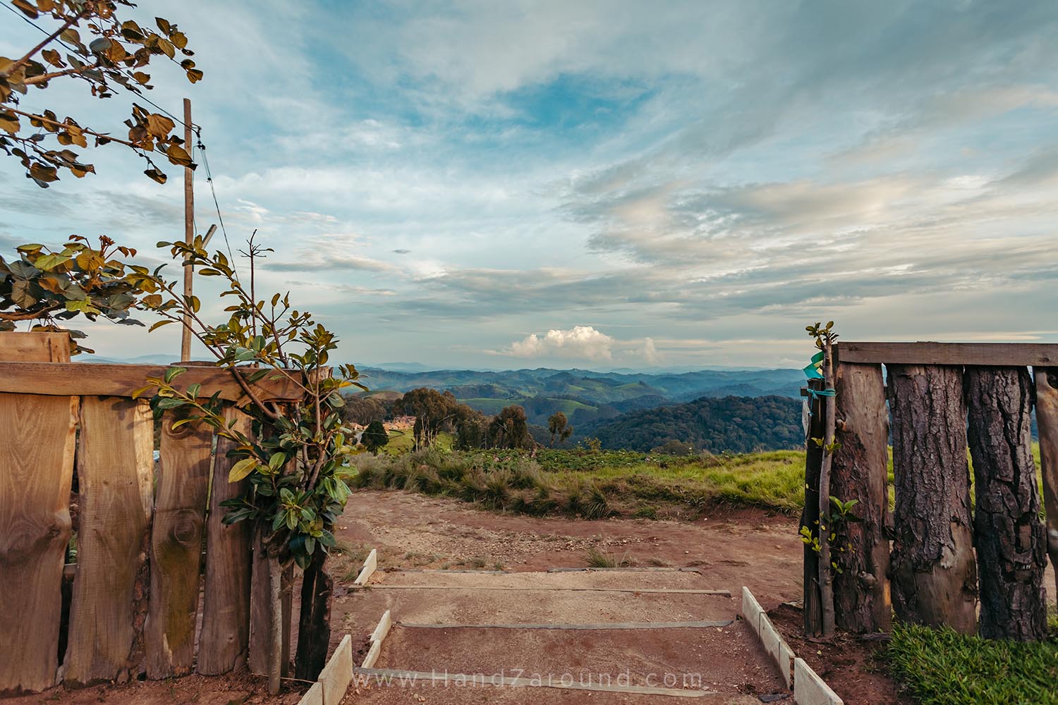 45_Nyungwe_Forest_Rwanda_HandZaround_What_Do_Where_To_Stay_Prices_Chimpanzee.jpg