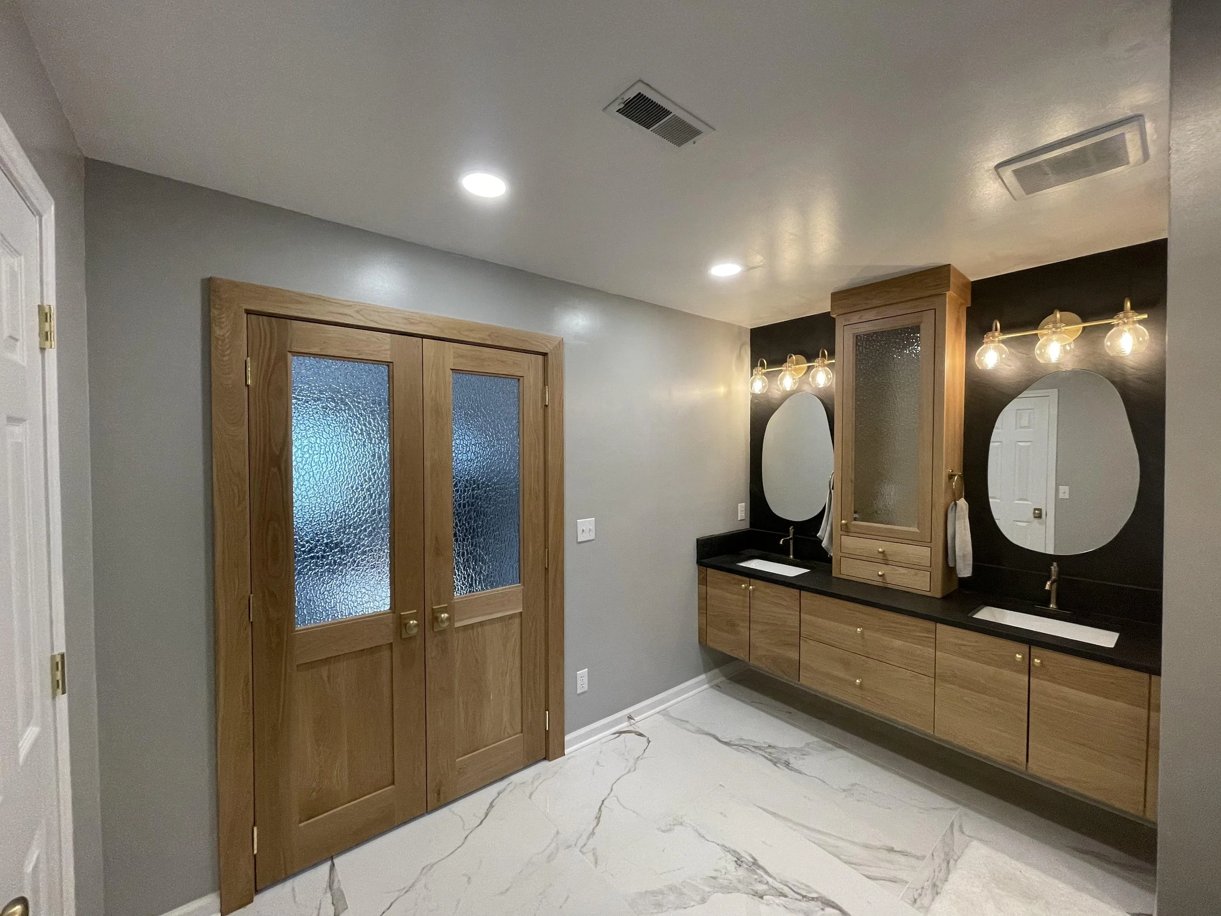 HomeCraft White Oak Floating Vanity Lynchburg, TN