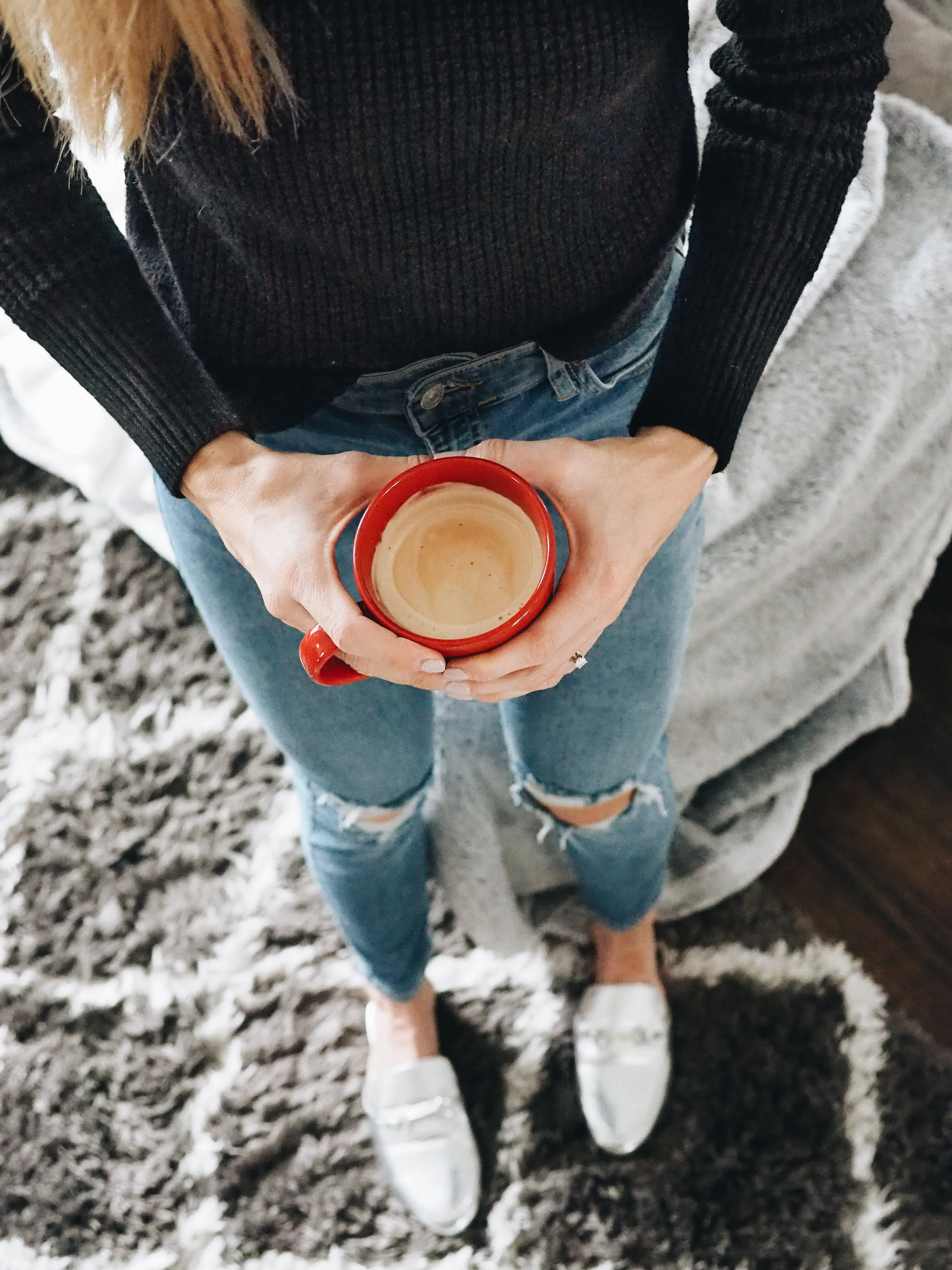 ripped jeans and mules