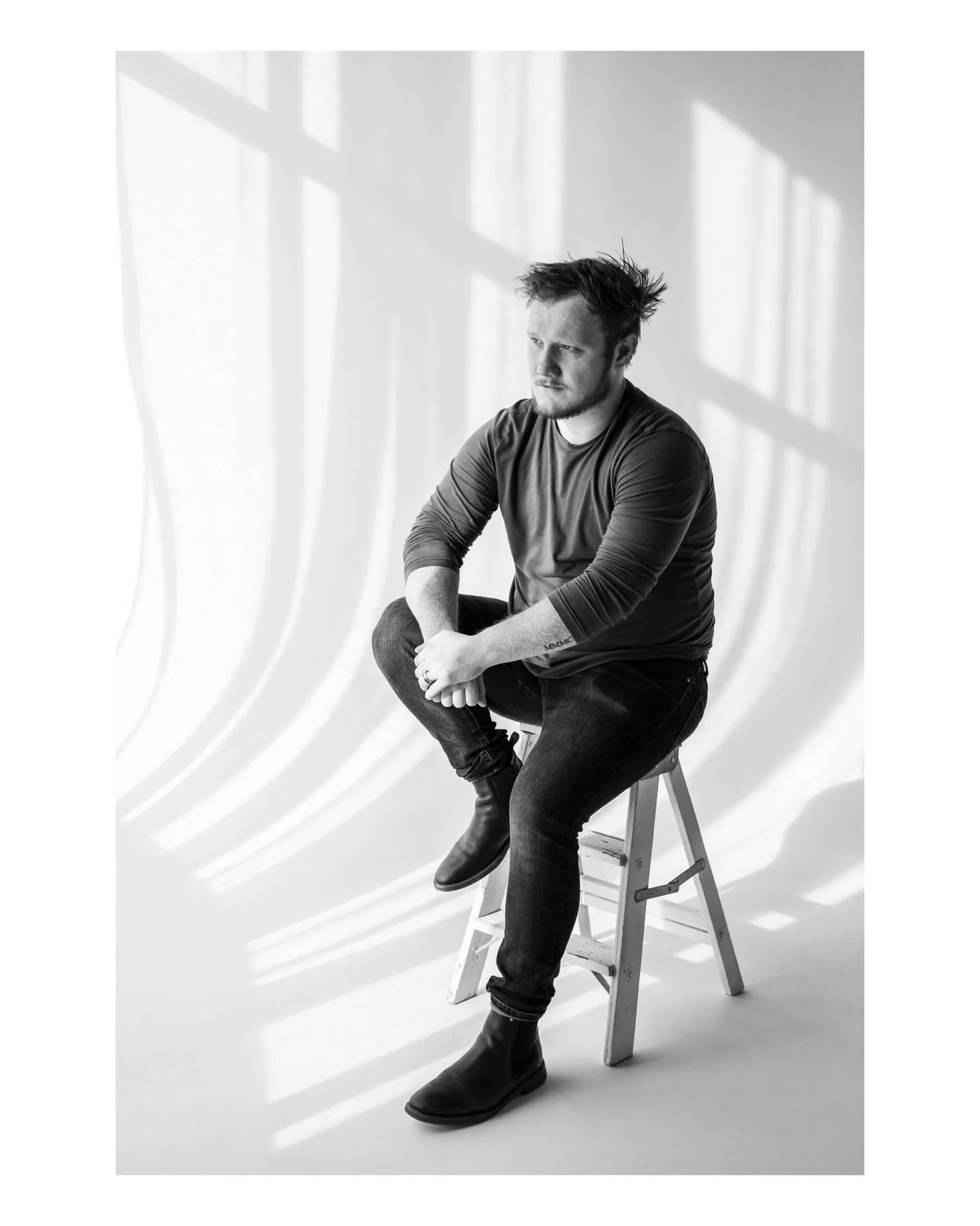 Impromptu shoot while the light was doing cool things? Yes please. @rhackett3486 and I met up for coffee, but couldn&rsquo;t help but take a few shots while the sun made an appearance. No styling, no planning, just a step stool and some shadows 🖤