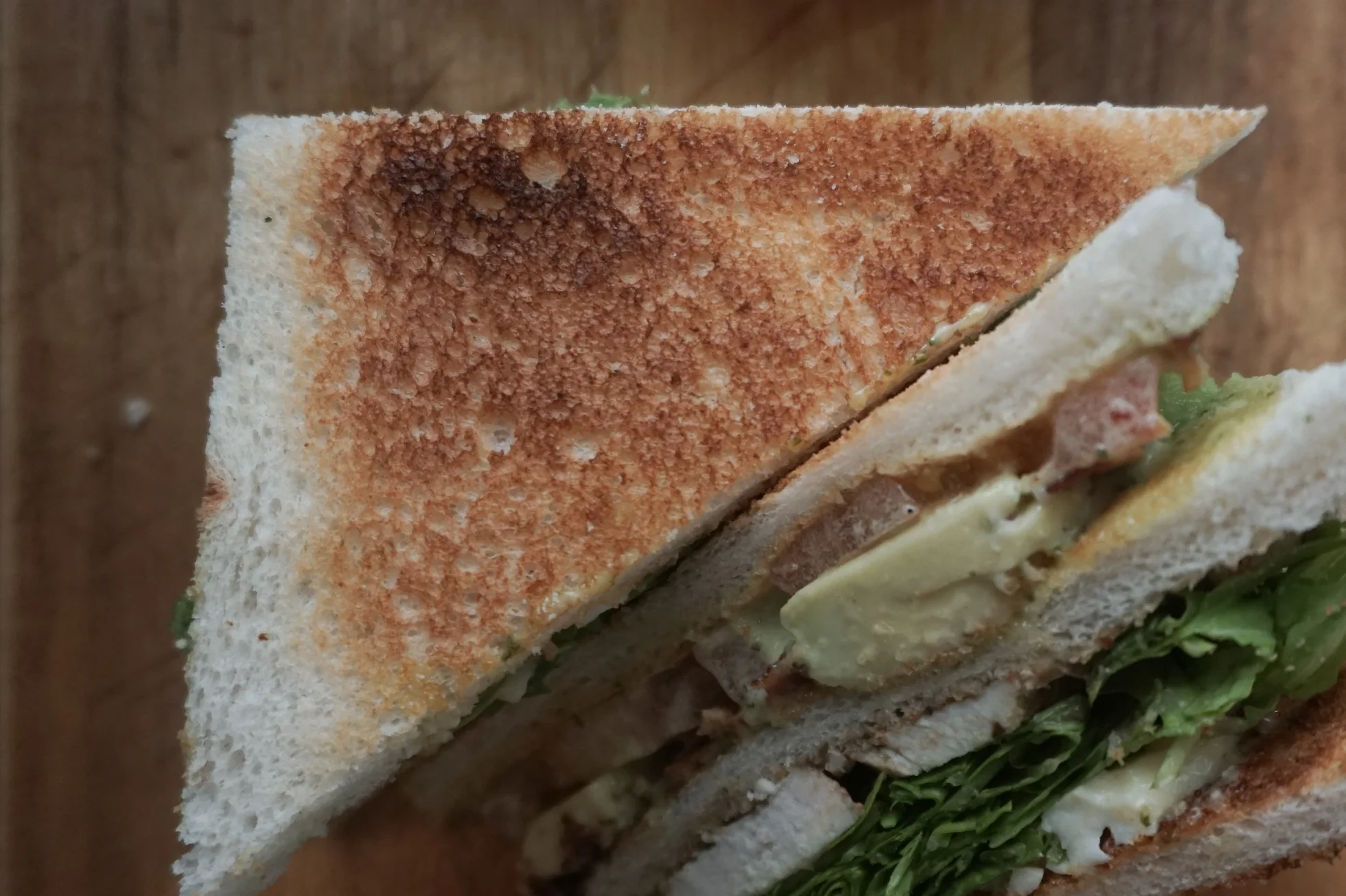 Chicken Club Sandwich: The sandwich looked very good; no wonder, it is their best seller. There are enough choices on sandwiches, including fresh tomato. It was juicy and tasted delicious. I definitely understand why people like it.
