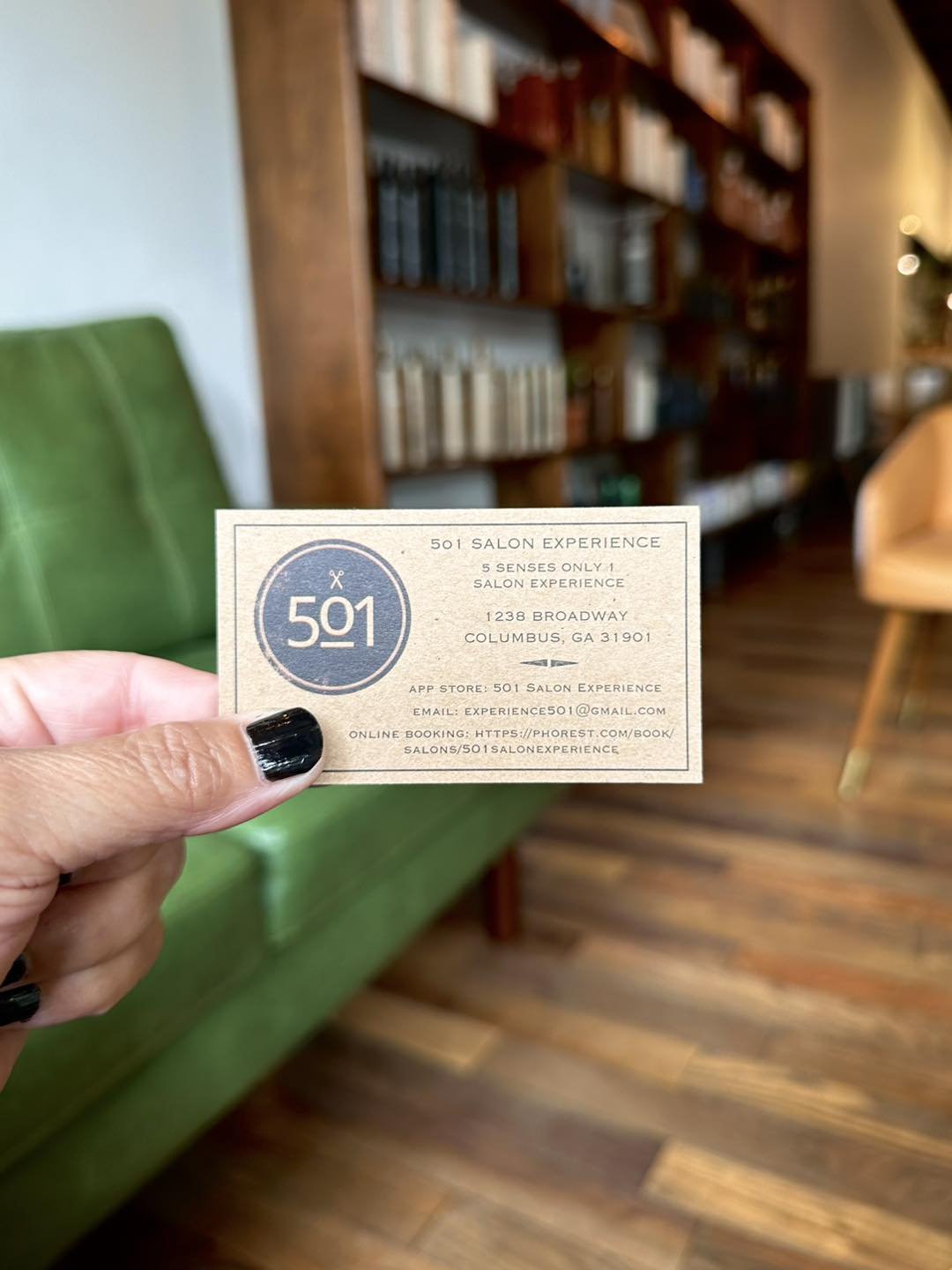 All the &lsquo;need to know&rsquo; info on one perfect little card!! Returning clients &mdash; this one&rsquo;s for you! 🤗 You can keep in touch using our email, check availability with our app, and rebook past appointments with our online booking! 