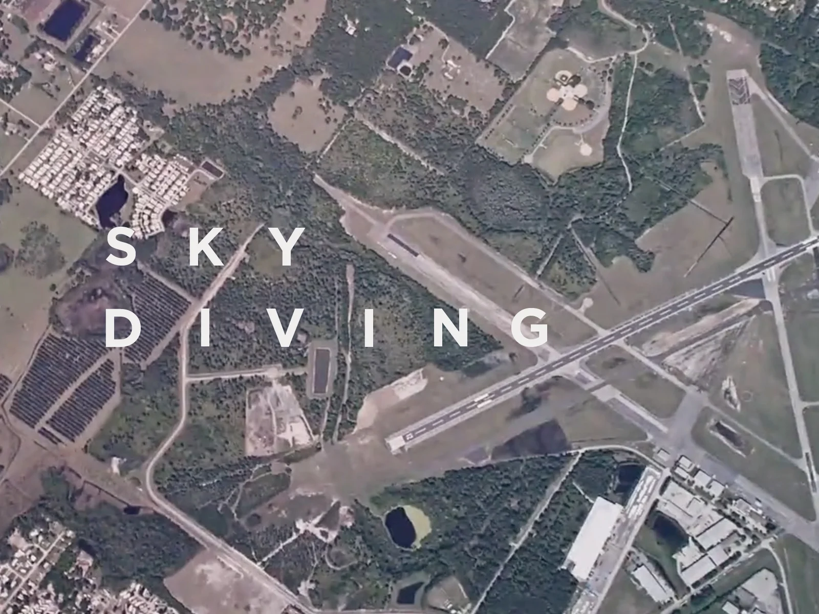 New-SKYDIVING.jpg