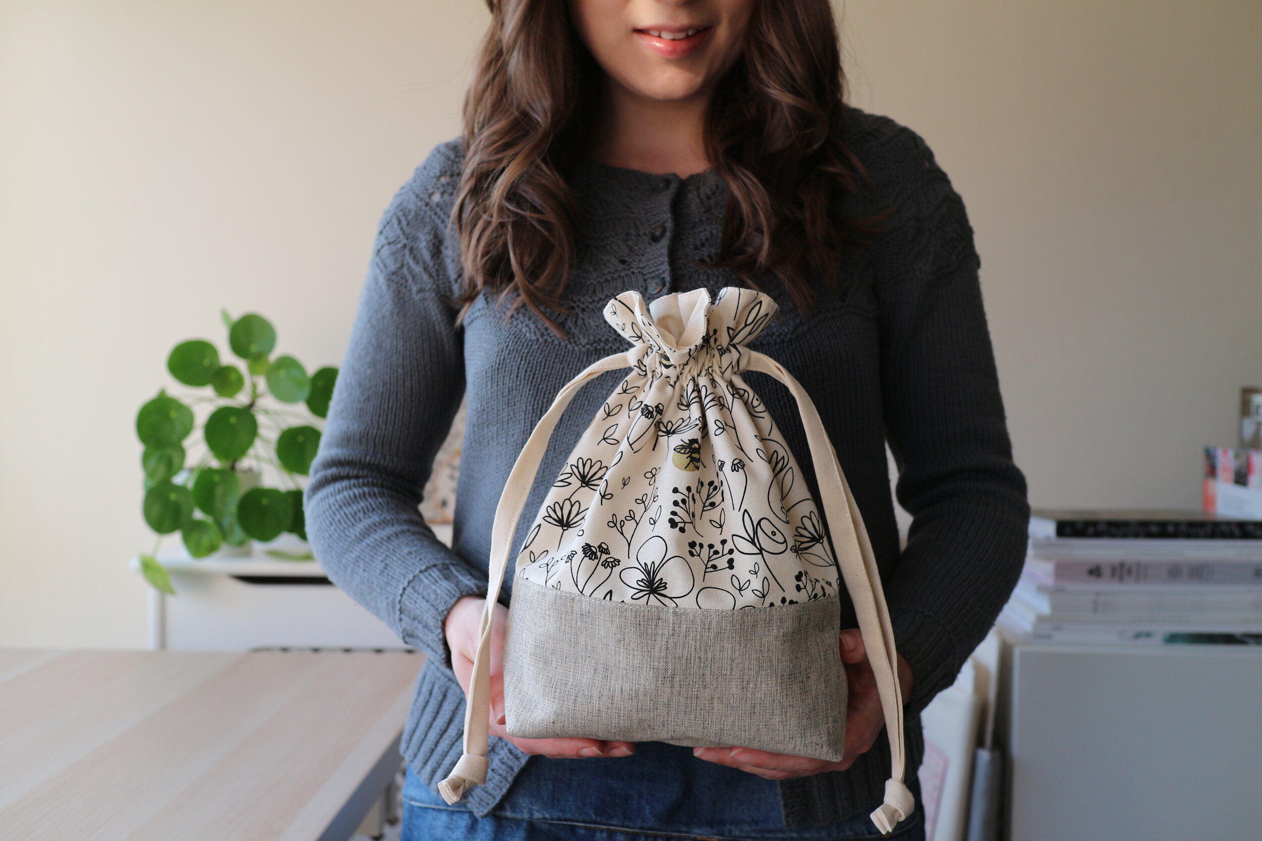 Spring Bees Collection | Knitting Project Bags & DPN Cosies — Alex Collins