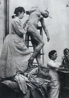 790px-Camille_Claudel_atelier.jpg