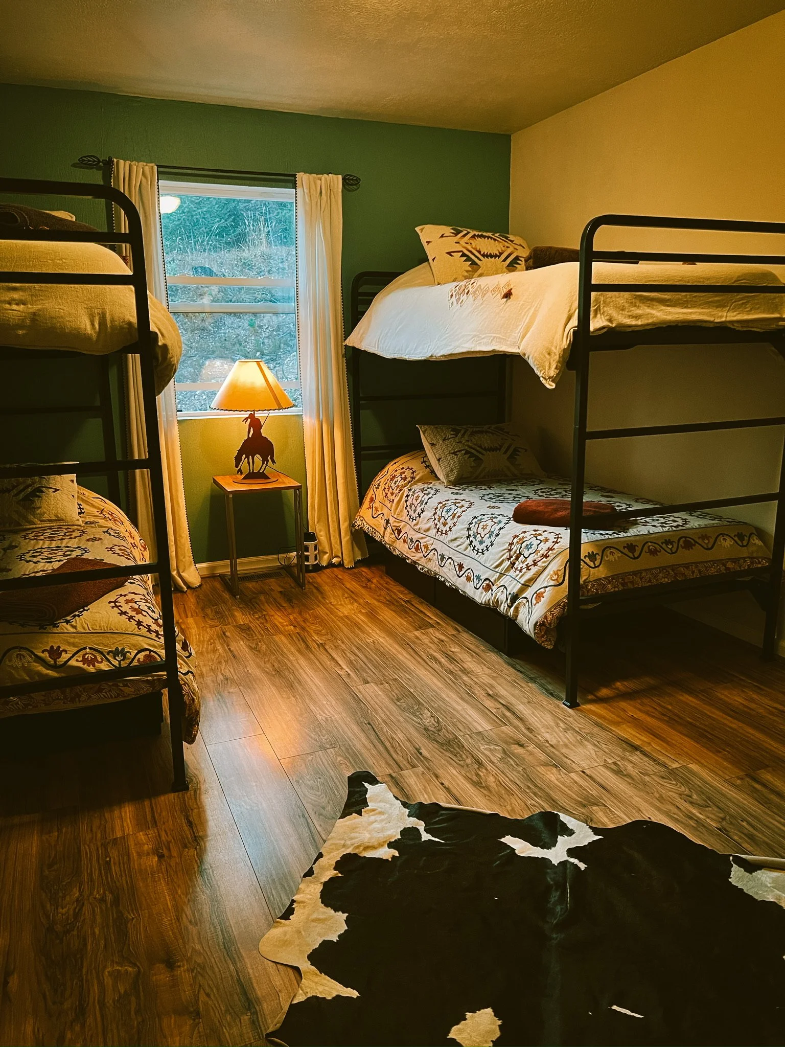 bunk beds.JPG