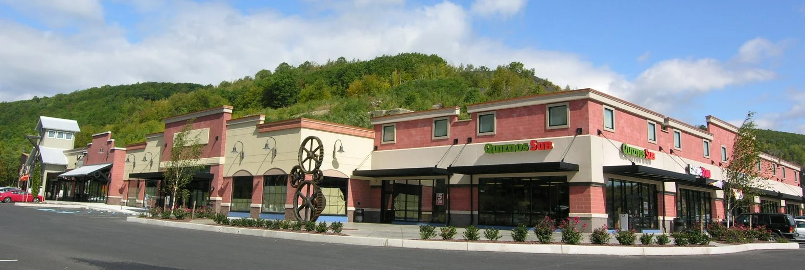 Coal Creek Shopping Center 004cropped.jpg