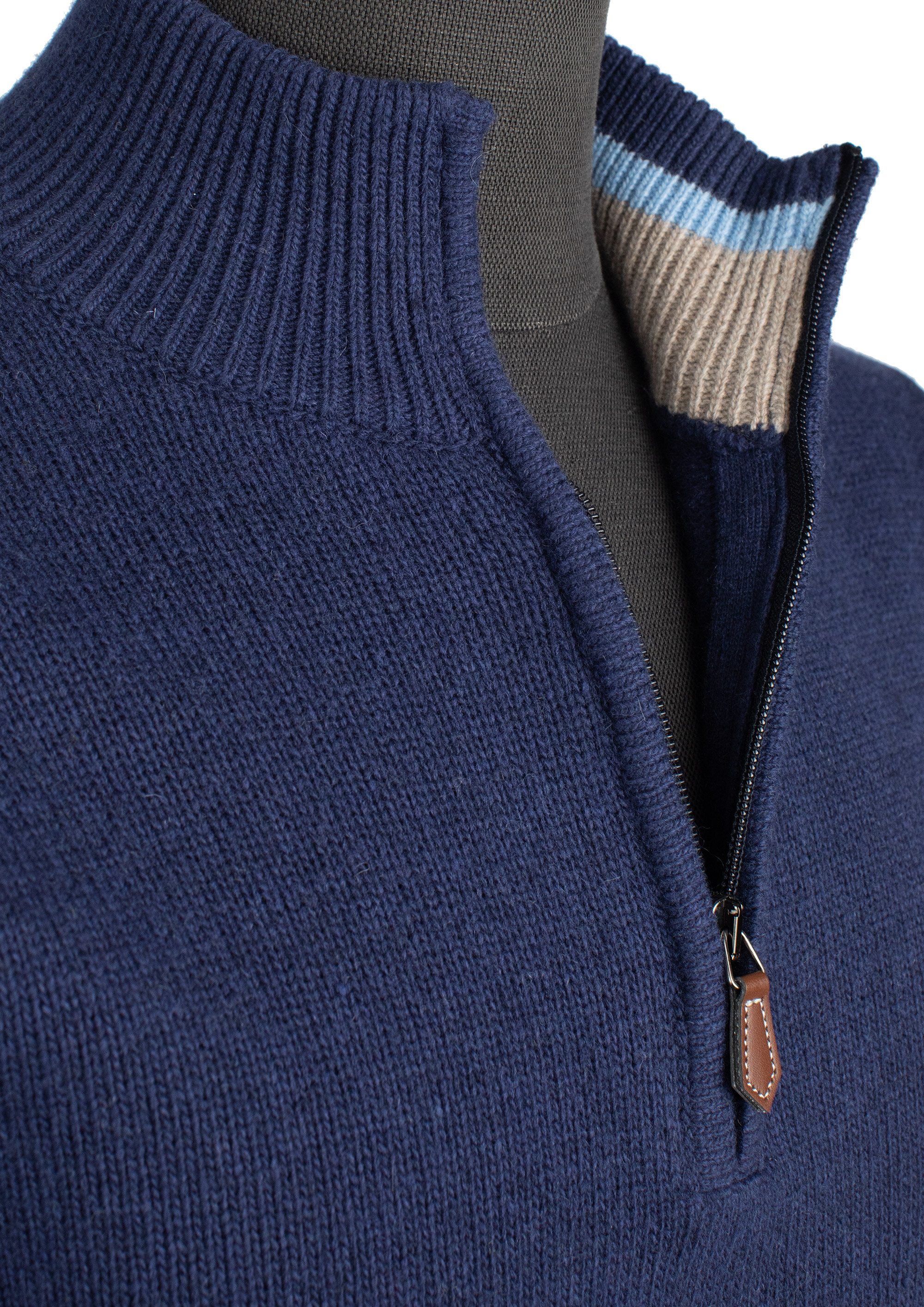 Codice Quarter-Zip Sweater with Contrast Collar in Navy — Uomo San  Francisco | Luxury European Menswear