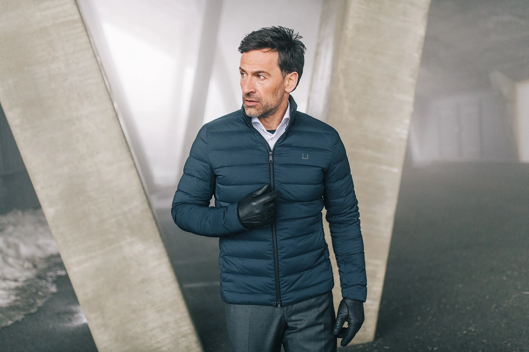 UBR Sonic Jacket in Navy — Uomo San 