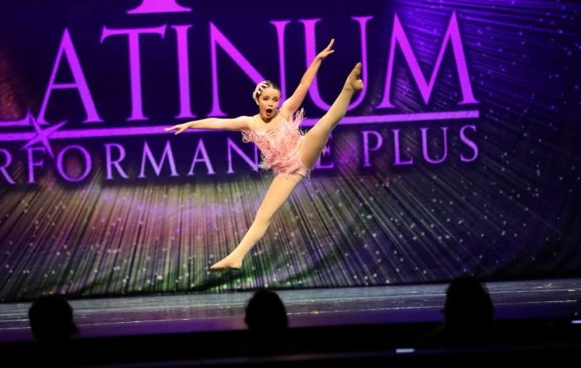 It&rsquo;s TILT TUESDAY 🔥 keep having an amazing week dancers! 

Don&rsquo;t forget our RECITAL TICKETS are on sale NOW!!! Use code earlybird2024 for 10% off all of April! Buy now and SAVE! https://dancestudio-pro.com/tickets/monarch2018