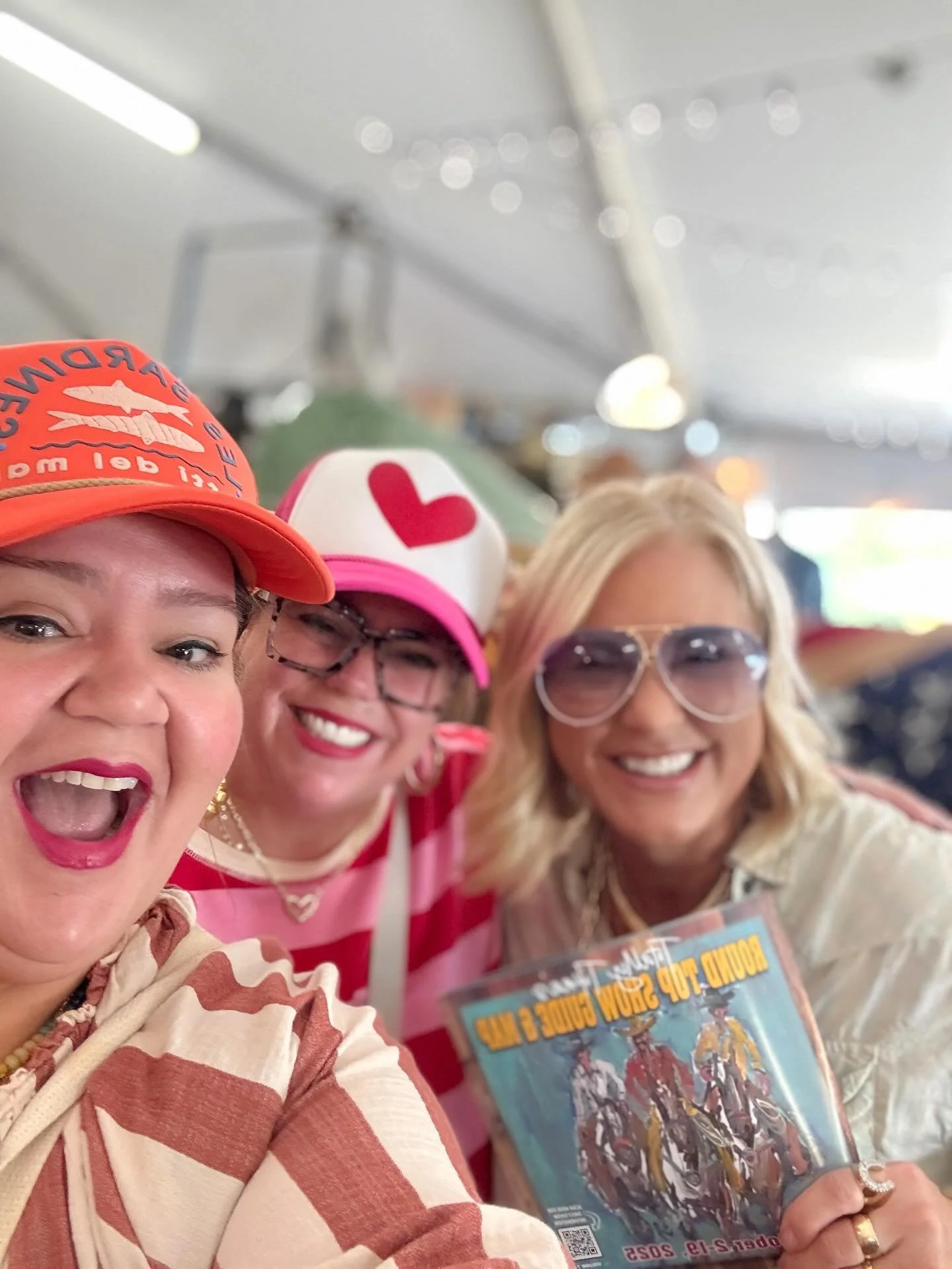 Guess who we ran into?!?! The Queen of Round Top @totallytikaa! And, good news, and she had some extra maps with her! If you are planning on heading up there and you want to make a plan you can stop by BYH and grab a map! #roundtoptexas #roundtopanti