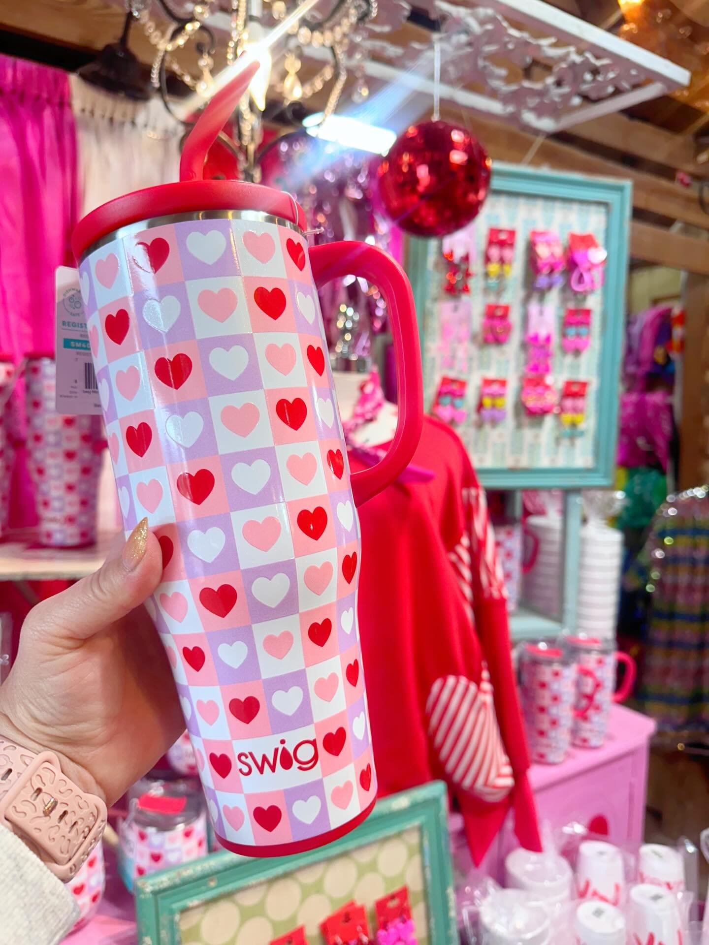 Feeling the Love❤️💕 New Valentines arriving daily! #blessyourheart #somebodyhastobethecutest #valentines