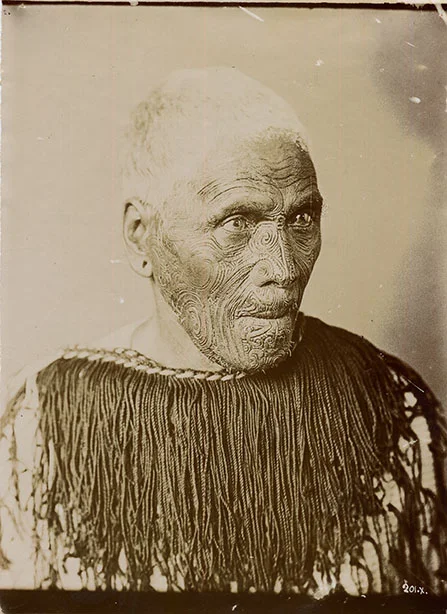 Wi Te Manewha worked with other Rangatira to maintain control of the Wellington coastline. He was one of the few Rangatira that did not convert to Christianity. Pākehā artists and museums benefited from using Wi Te Manewha's lifemask to create wax models for display and profit.