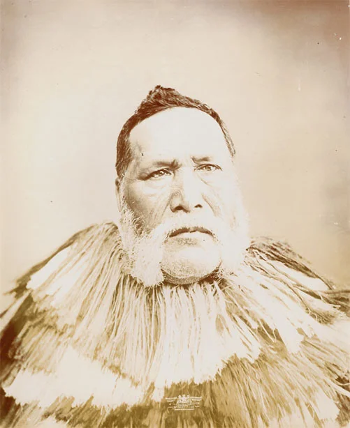 Heta Te Haara was a signatory of the Treaty of Waitangi, and a prominent Northland Rangatira. Heta Te Haara is credited with peacemaking efforts, in particular organizing the respectful re-internment of British soldiers who had died during the 1845 Battle of Ohaeawai, 27 years later. 