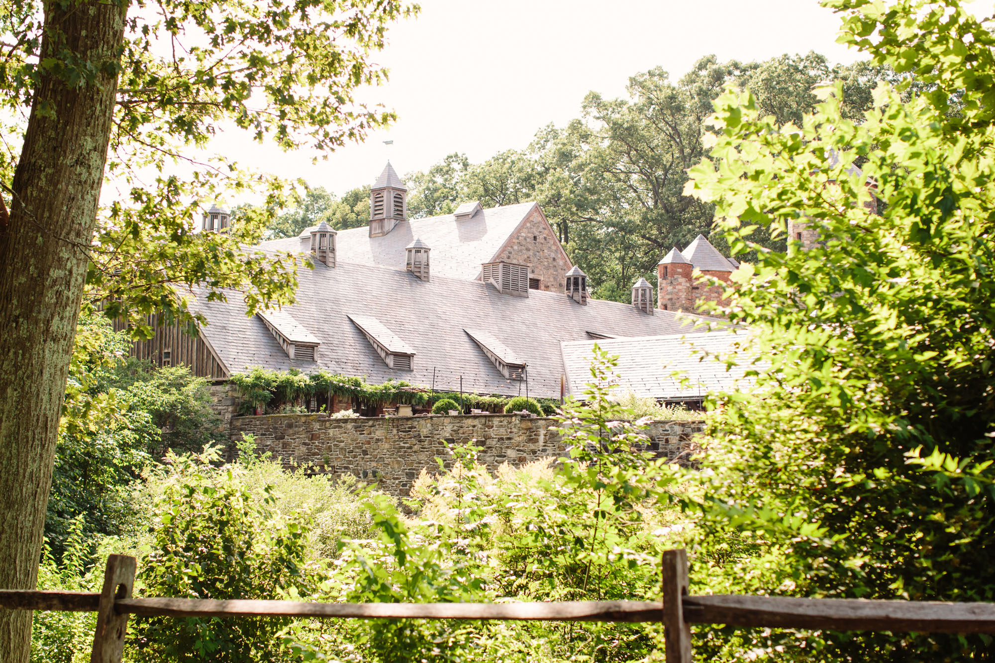 09_Jessica_Ted_Blue_Hill_Stone_Barns_Wedding_Pocantico_NY_Tanya_Salazar_Photography_074.jpg