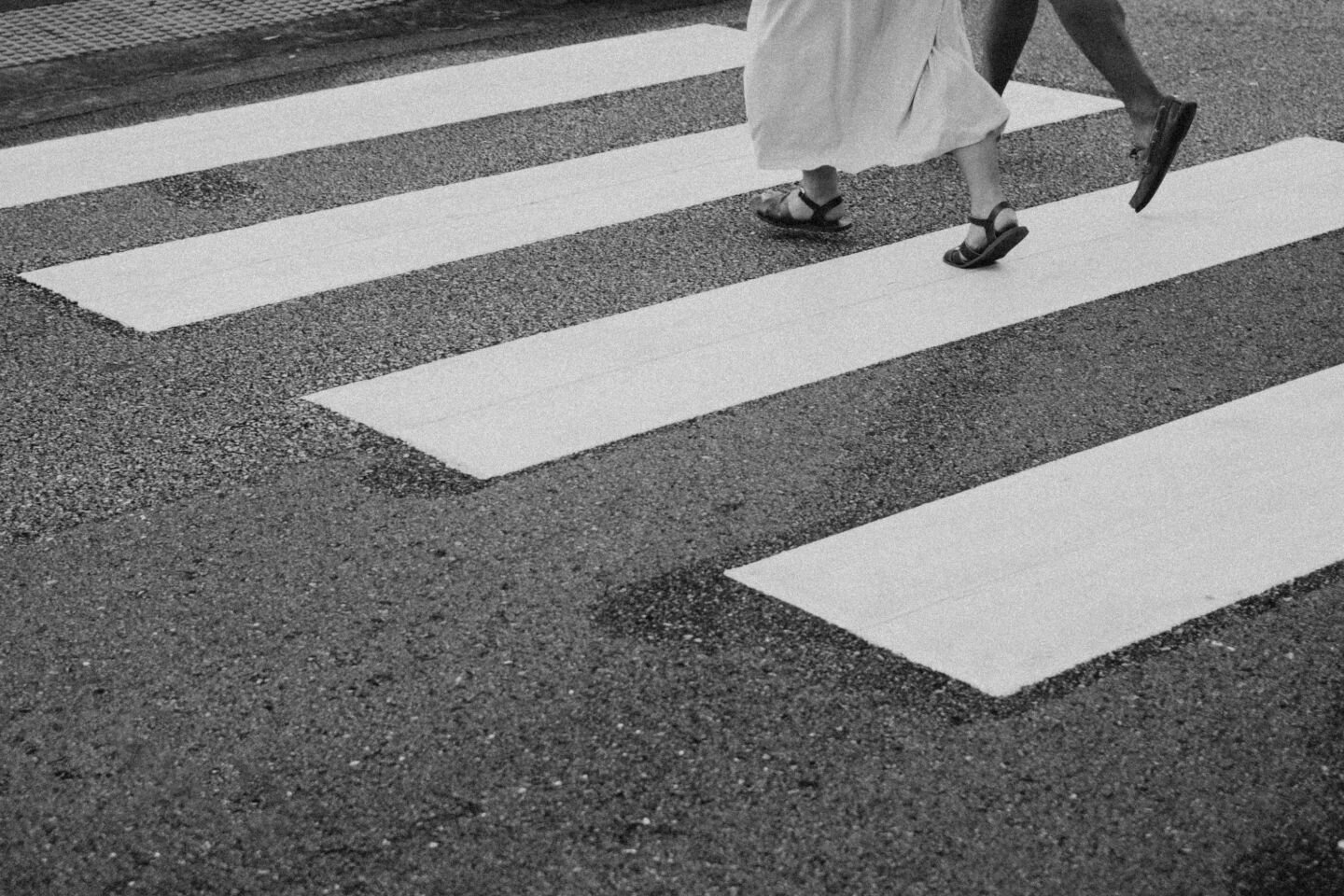 More pre-wed goodness from the set with D + J. The first image was actually inspired by a random street photograph I took, while holidaying earlier this year in Tokyo.

Time to head back soon (this time Nagano!) at the end of January, and be revitali