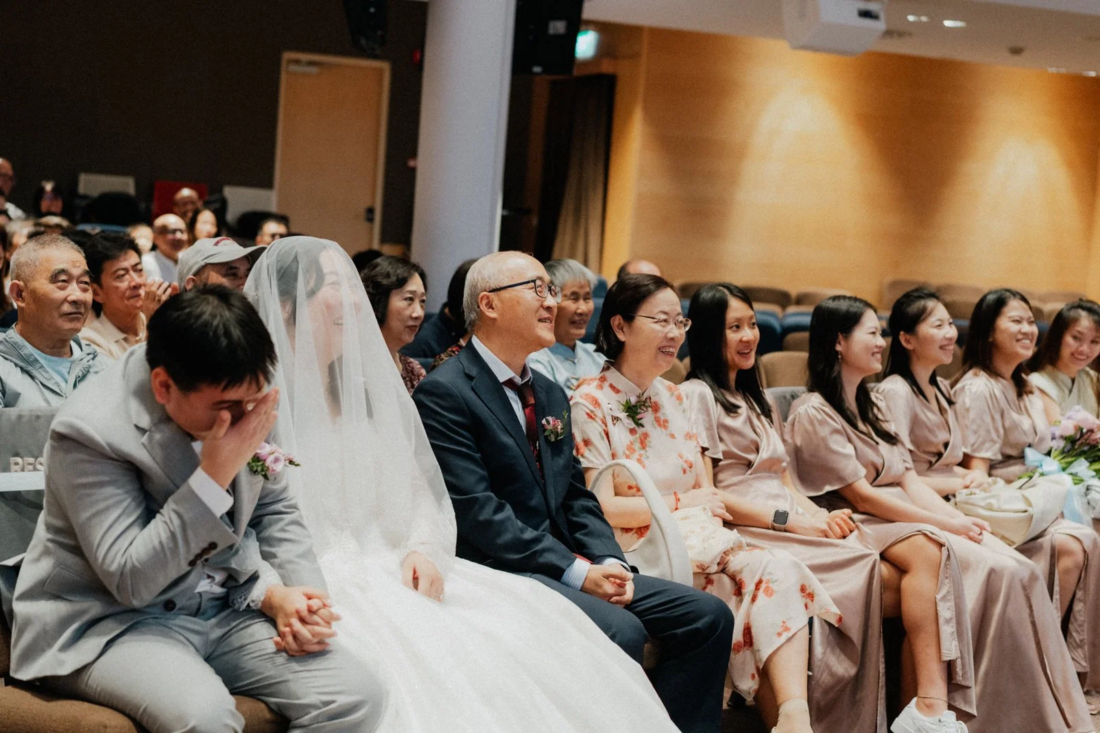Christ Methodist Church + Jewel Cloud9 Piazza Wedding // Where the little moments linger