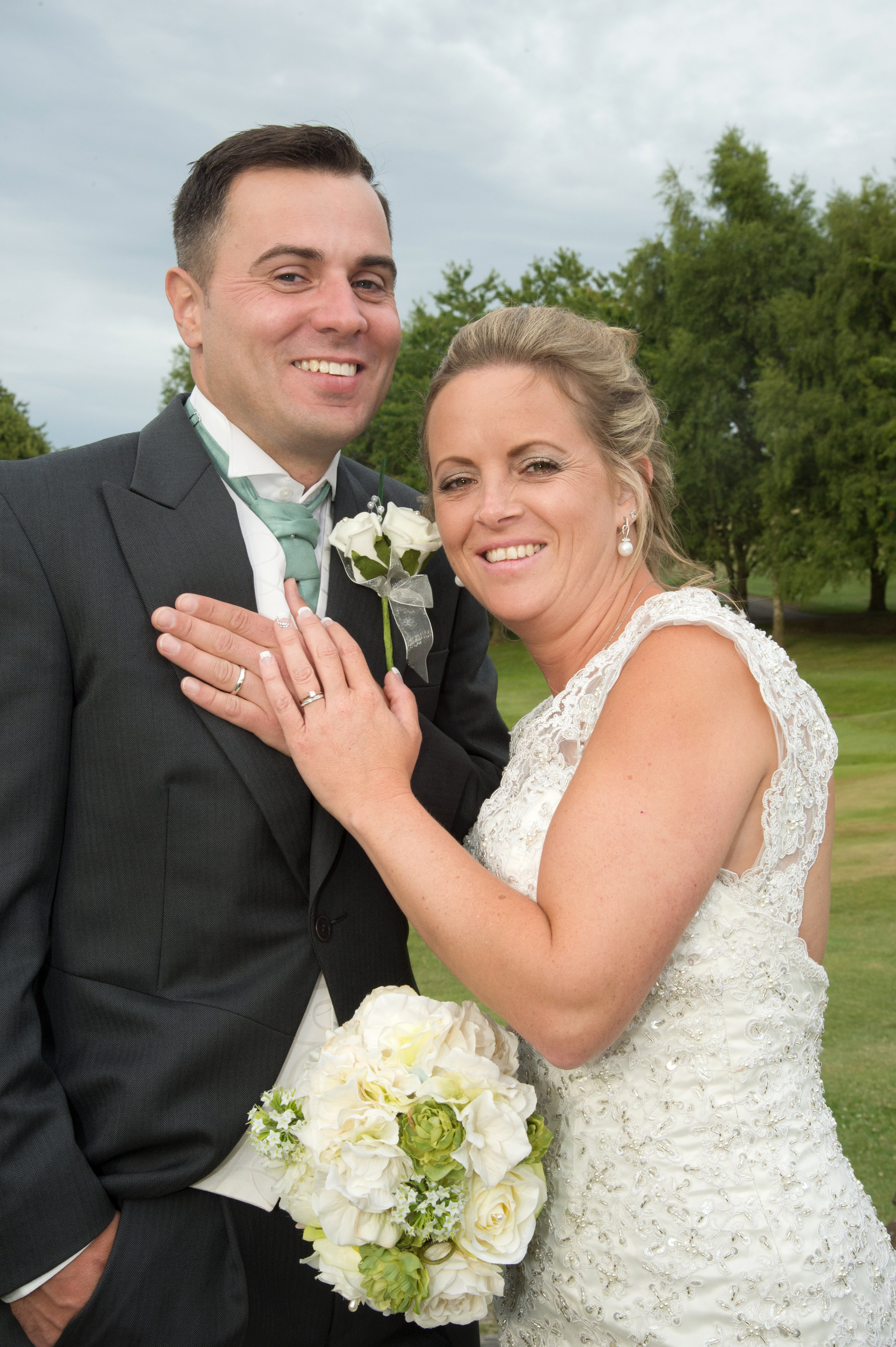 Bride and Groom Wharton Park Golf Club Bewdley Worcestershire