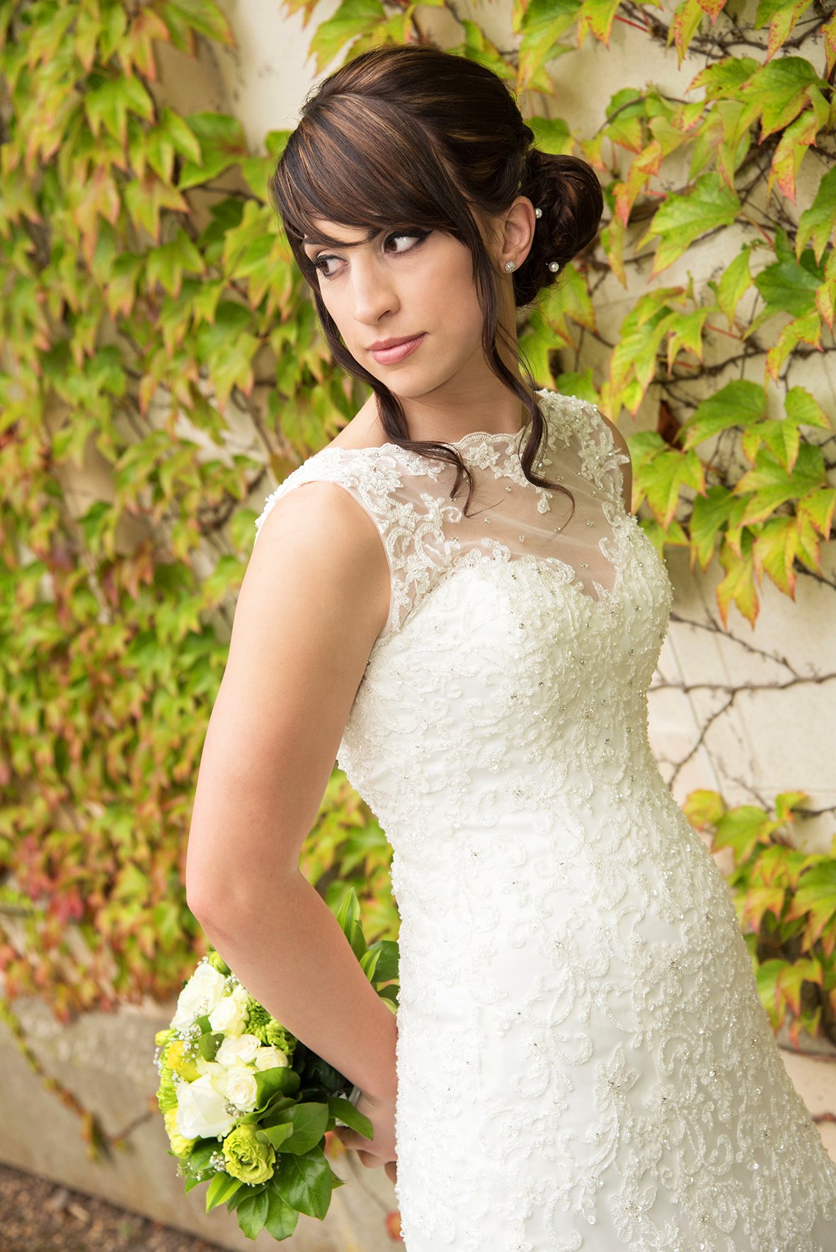 Elegant bride Coombe Abbey Warwickshire