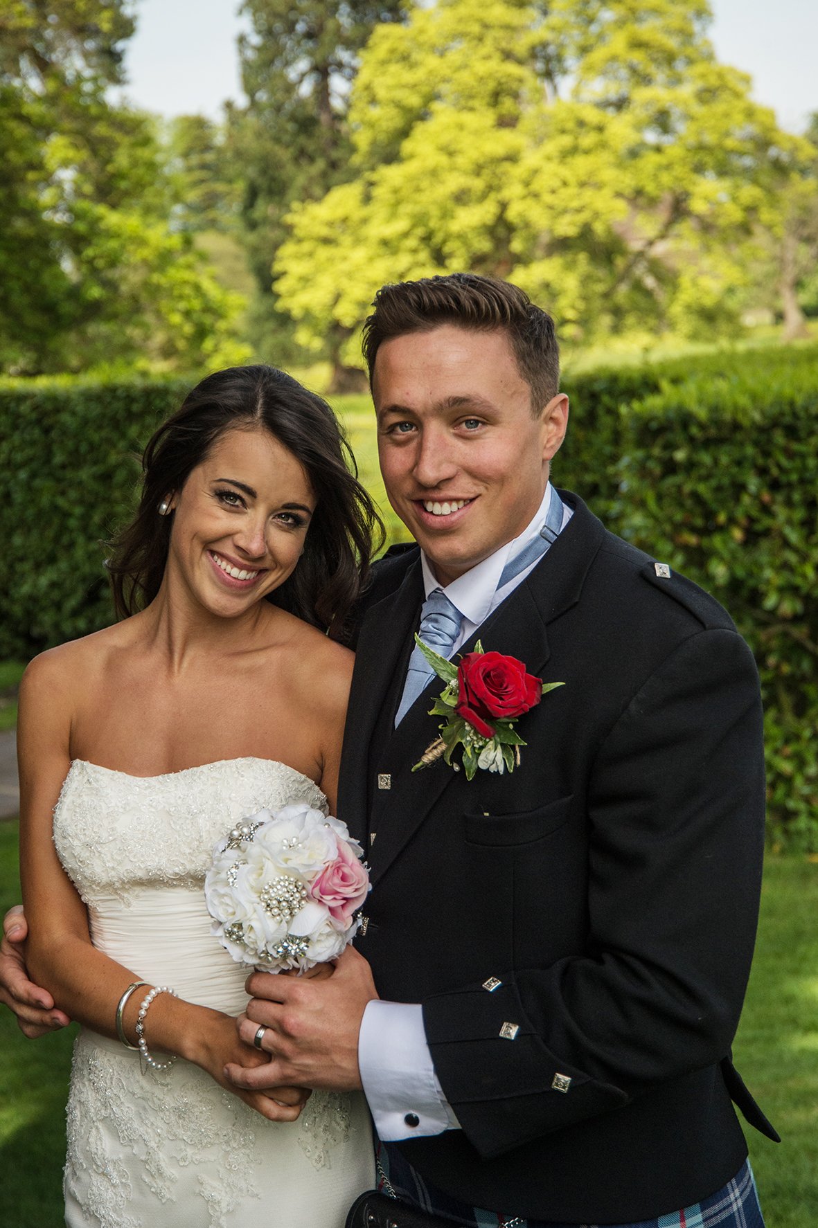 Romantic wedding photos at Highnam Court Gloucestershire