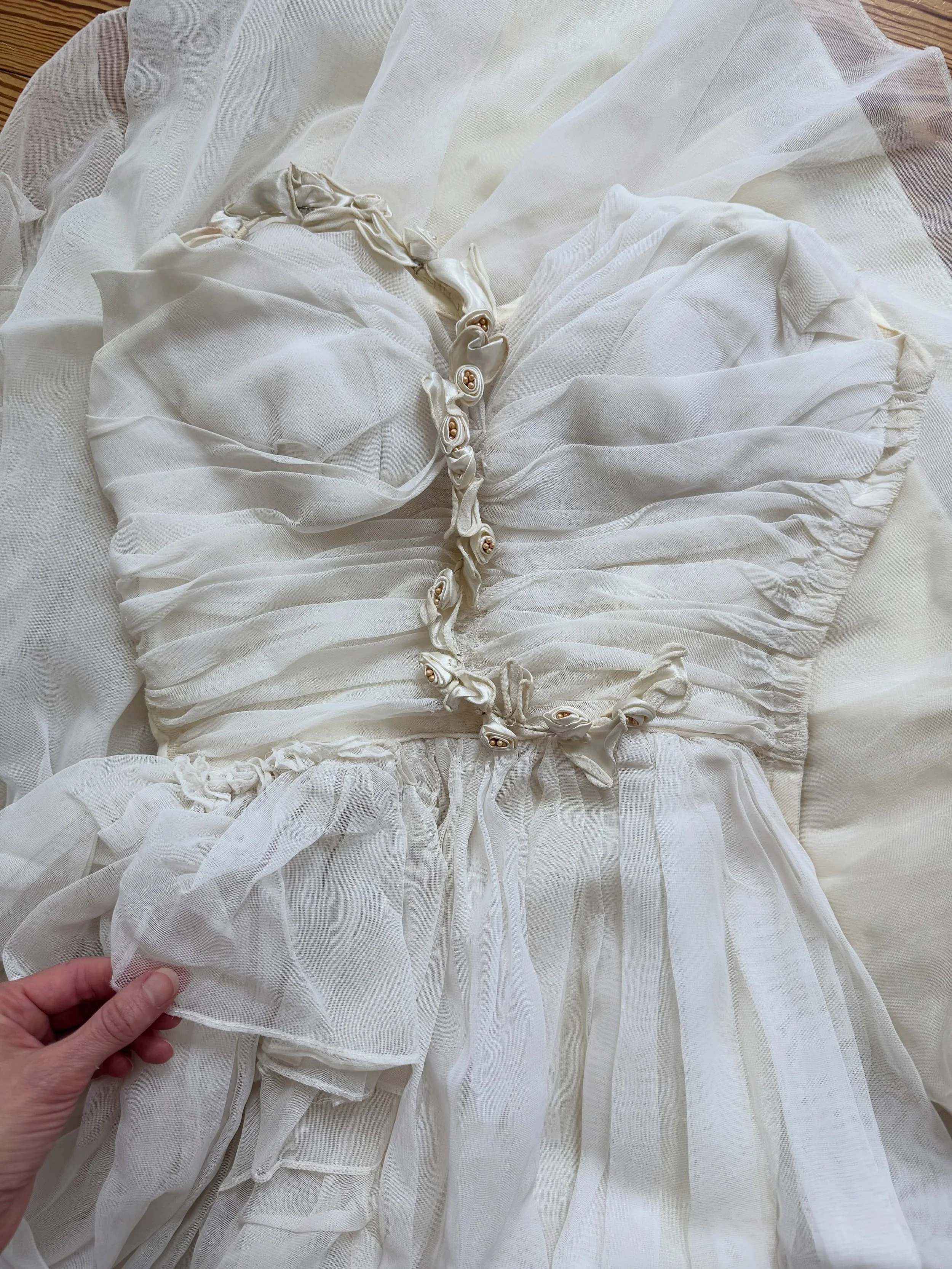 Coming up with creative and beautiful ways to cover damage is one of my favorite things to do. I have this 1930&rsquo;s salvaged satin rosette cord which I think works perfectly! Swipe to see what I&rsquo;m attempting to cover up! What do you think? 