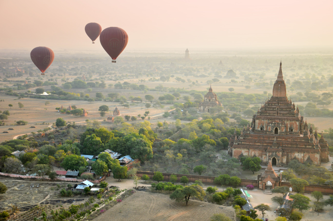 schijf Transparant Broek Balloons over Bagan, Myanmar - Is It Worth The Money? — Adventurous Travels  | Adventure Travel | Best Beaches | Off the Beaten Path | Best Countries |  Best Mountains Treks