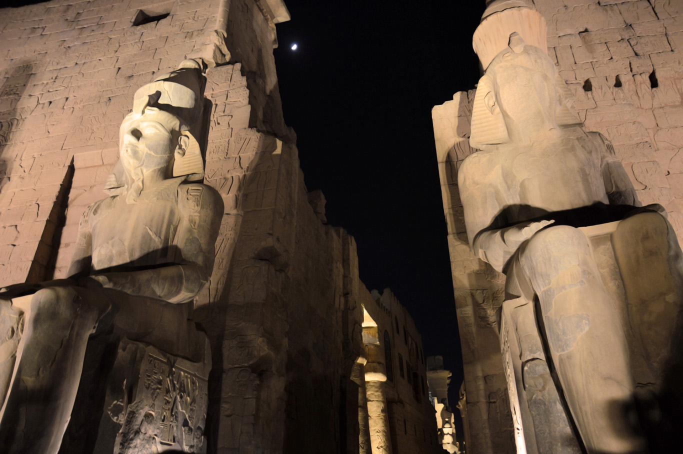   Luxor Temple at night     more info   