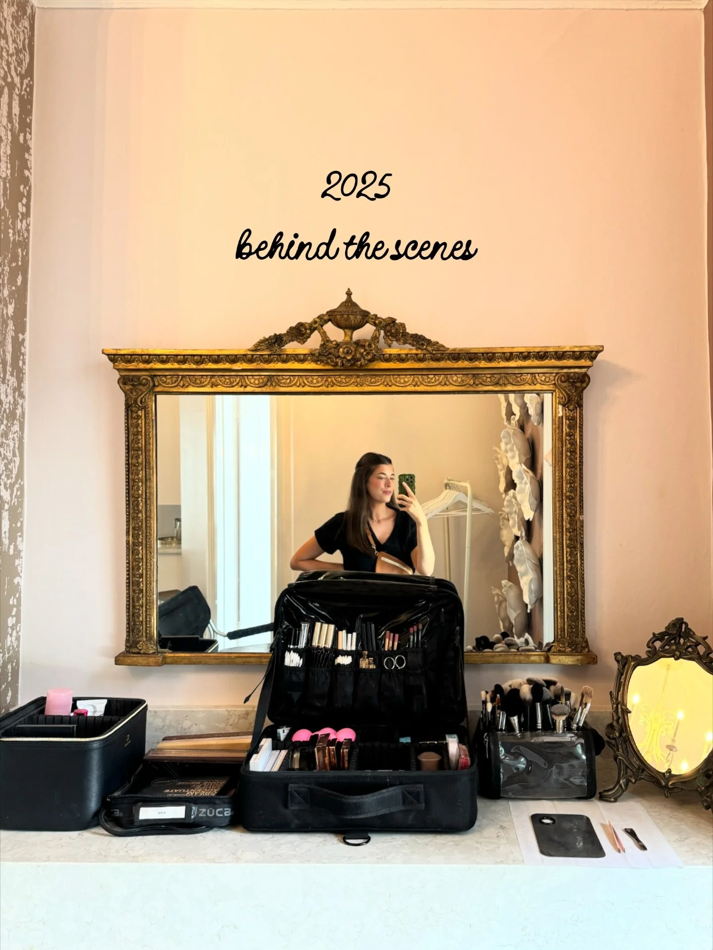 2025: behind the scenes📸💍🌆✨🌸

Just a peek at what happens behind all the amazing makeup moments this year💋 I had an amazing time coming back from maternity leave then jumping into lots of travel, celebrating, coffee, views, &amp; laughs🫶🏻 if y