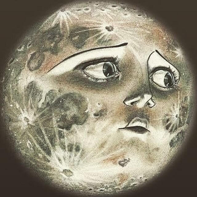 Bathing in the light of the Sun the Moon reaches its fullness at 23&ordm;12 at the tail end of Libra in the lunar house of Vishaka bringing in some clarity and awakening to polarised issues, the aha moment we need to get some perspective.
✨✨✨✨✨✨✨✨✨✨✨