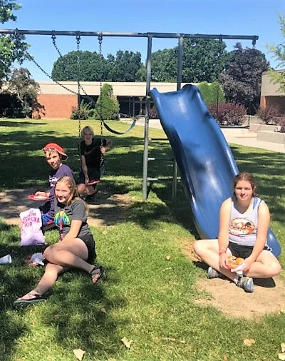 2018 United Way Service 1.jpg
