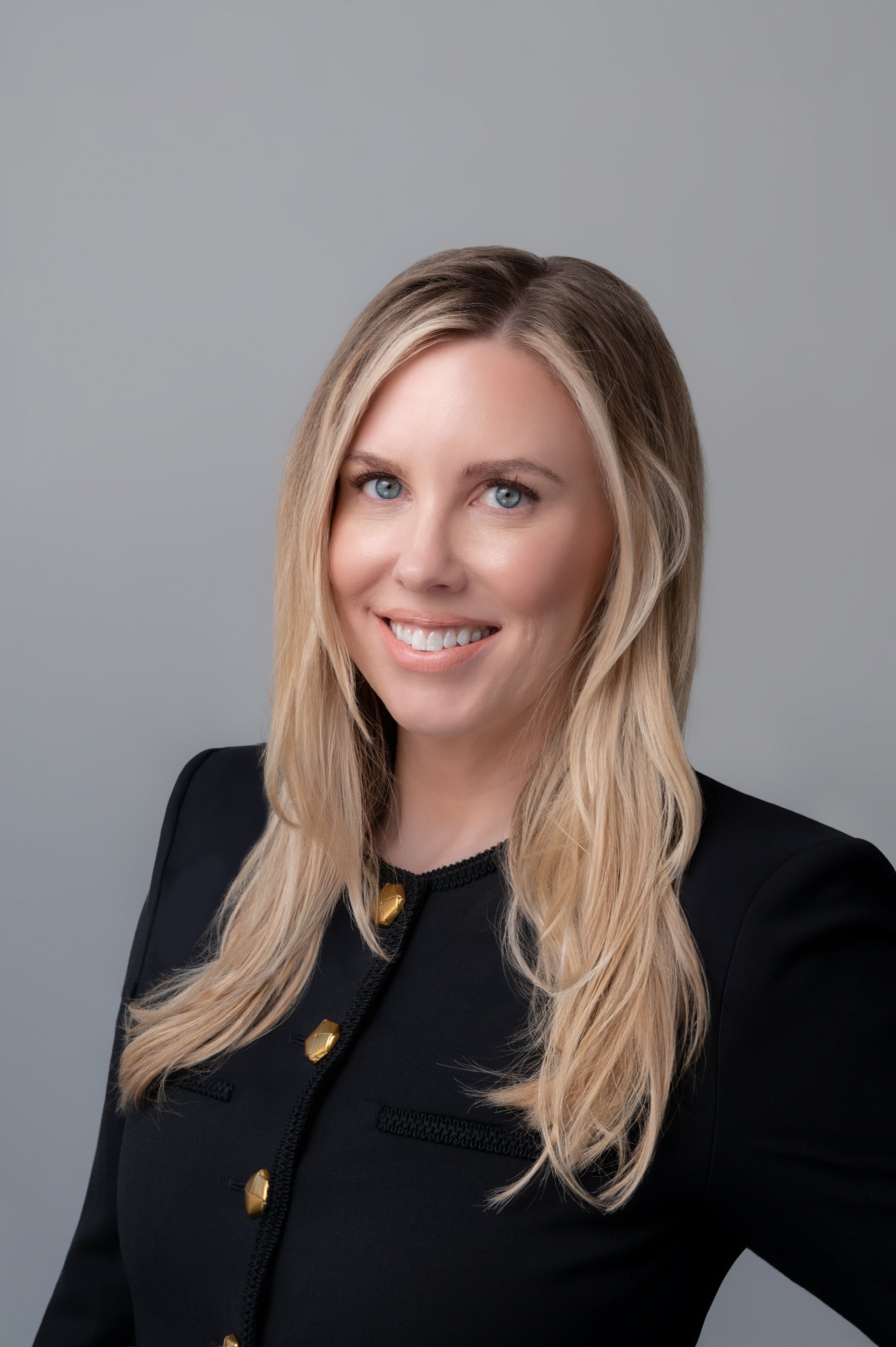 Joan V photo_Heidi4.jpg