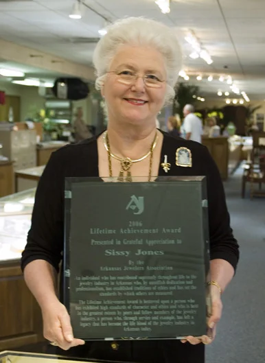 Sissy Jones with Lifetime Award.jpg