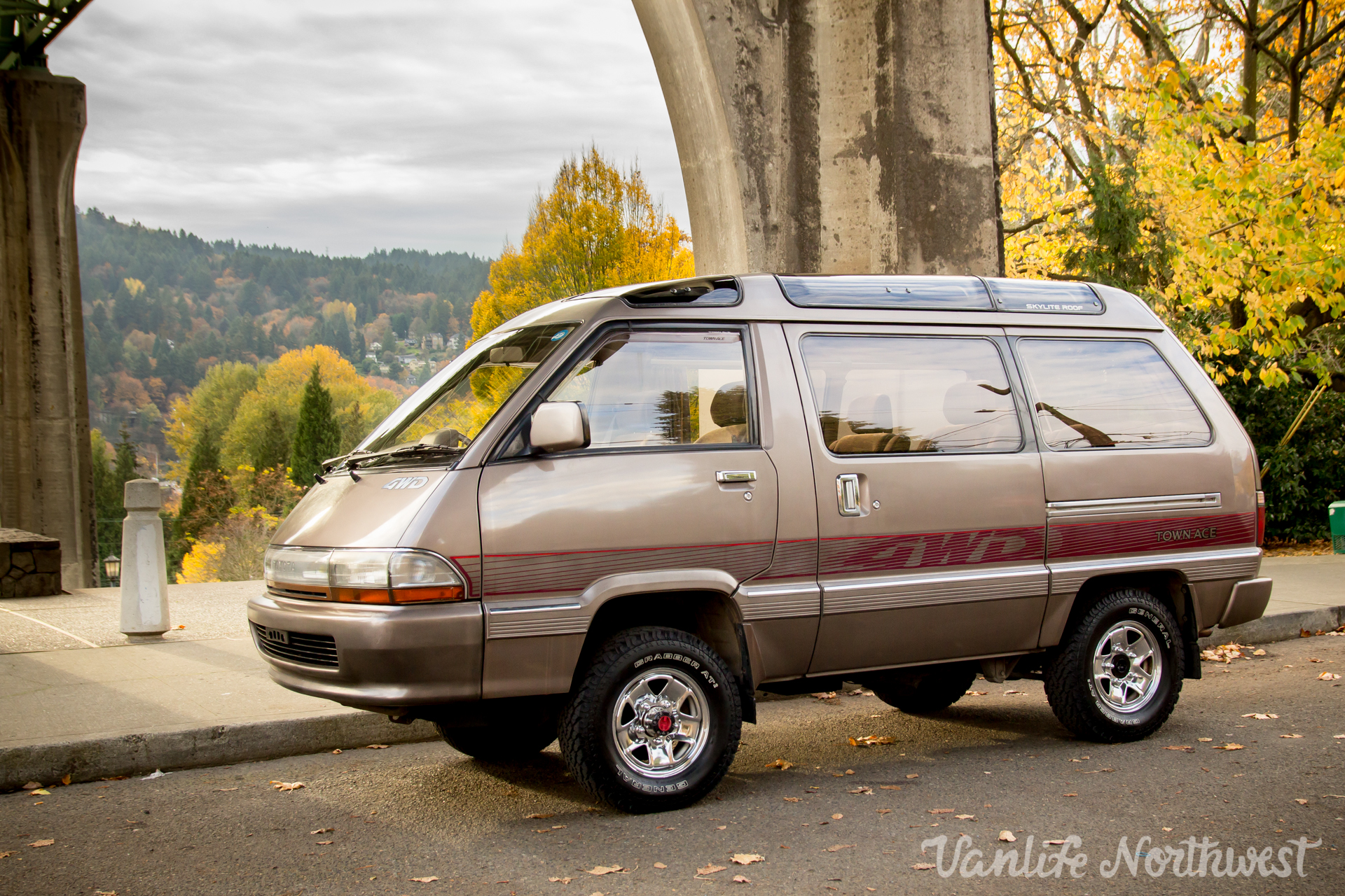 1991 Toyota Town Ace 4wd Van — Vanlife 