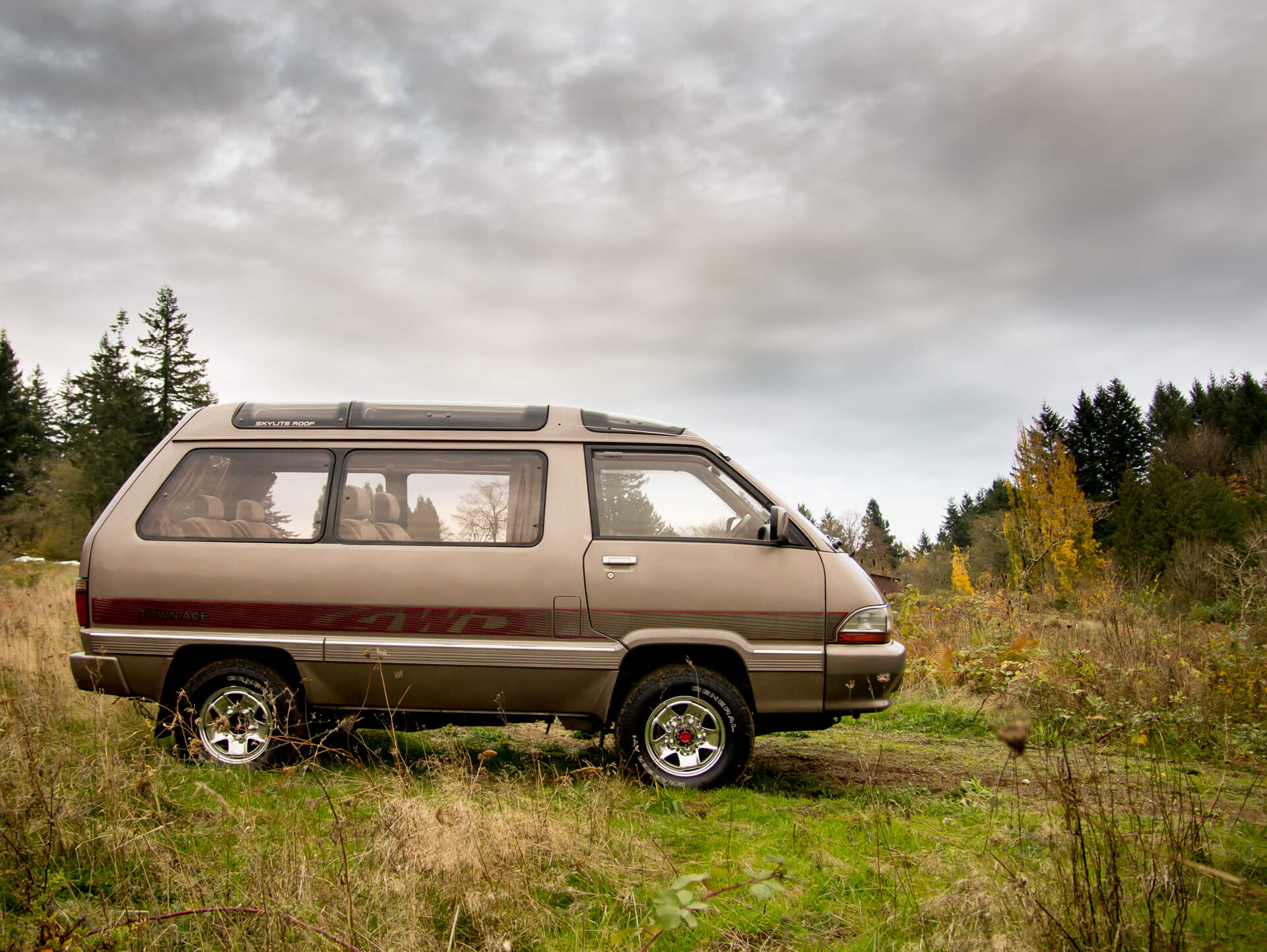 toyota 4wd van for sale