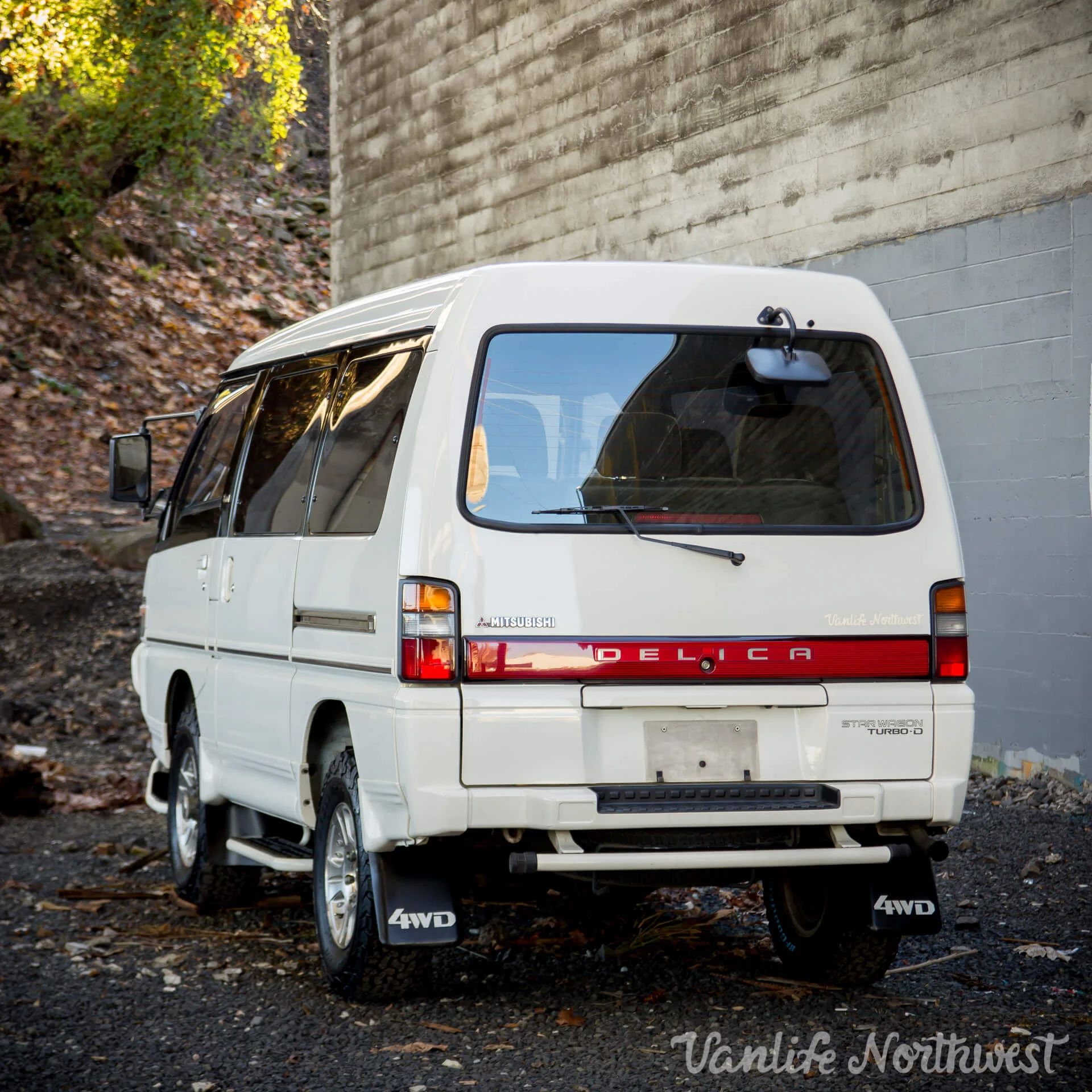 Mitsubishi delica p35w