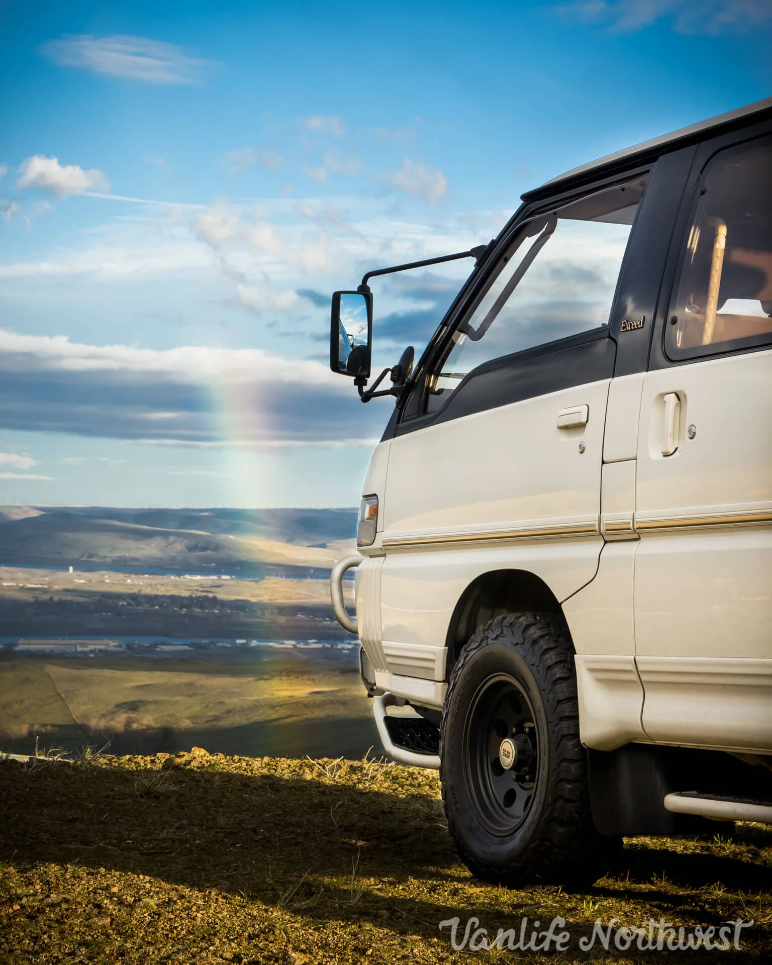 Mitsubishi delica p25w