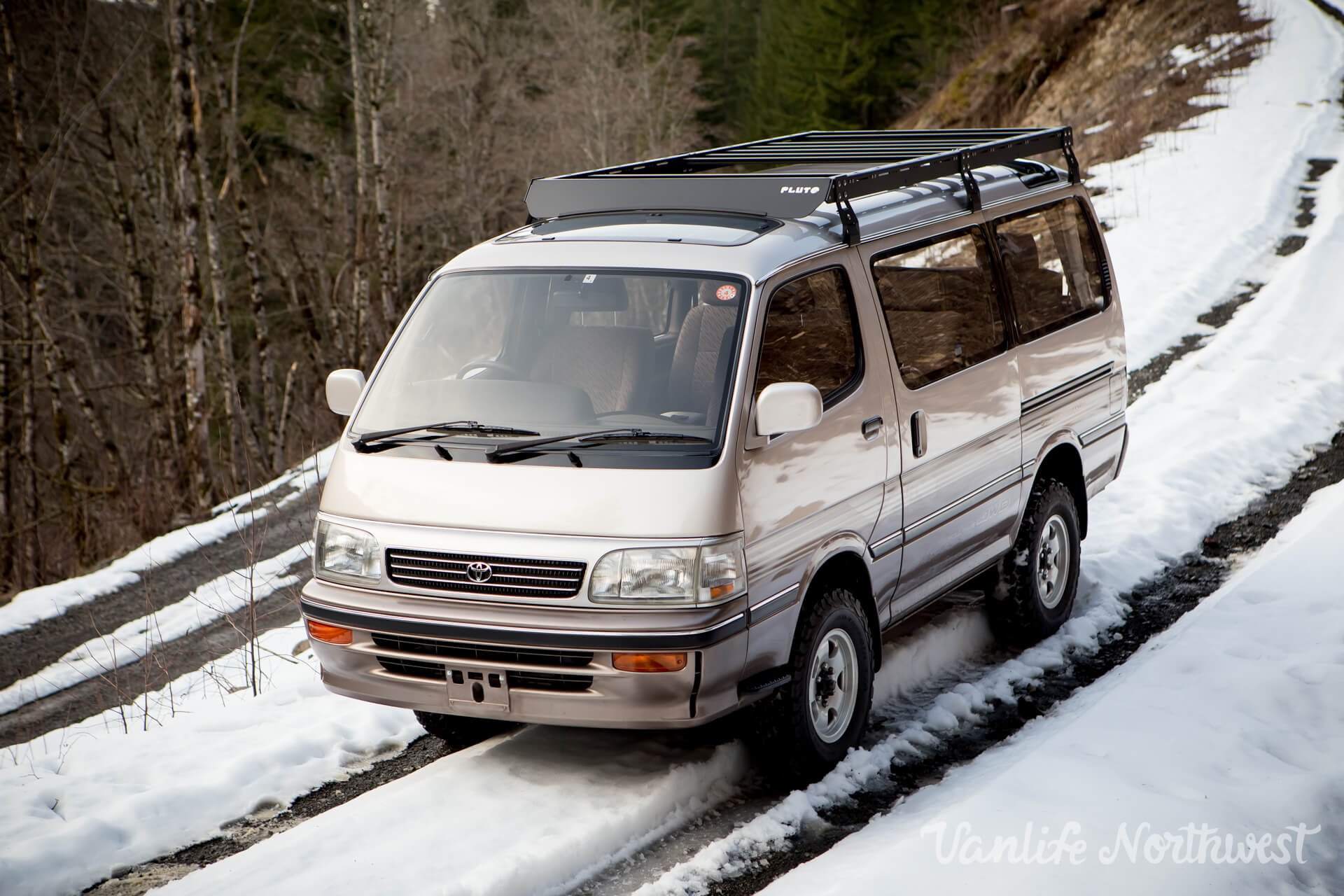 1996 TOYOTA Hiace Super Custom 4wd Van — Vanlife Northwest