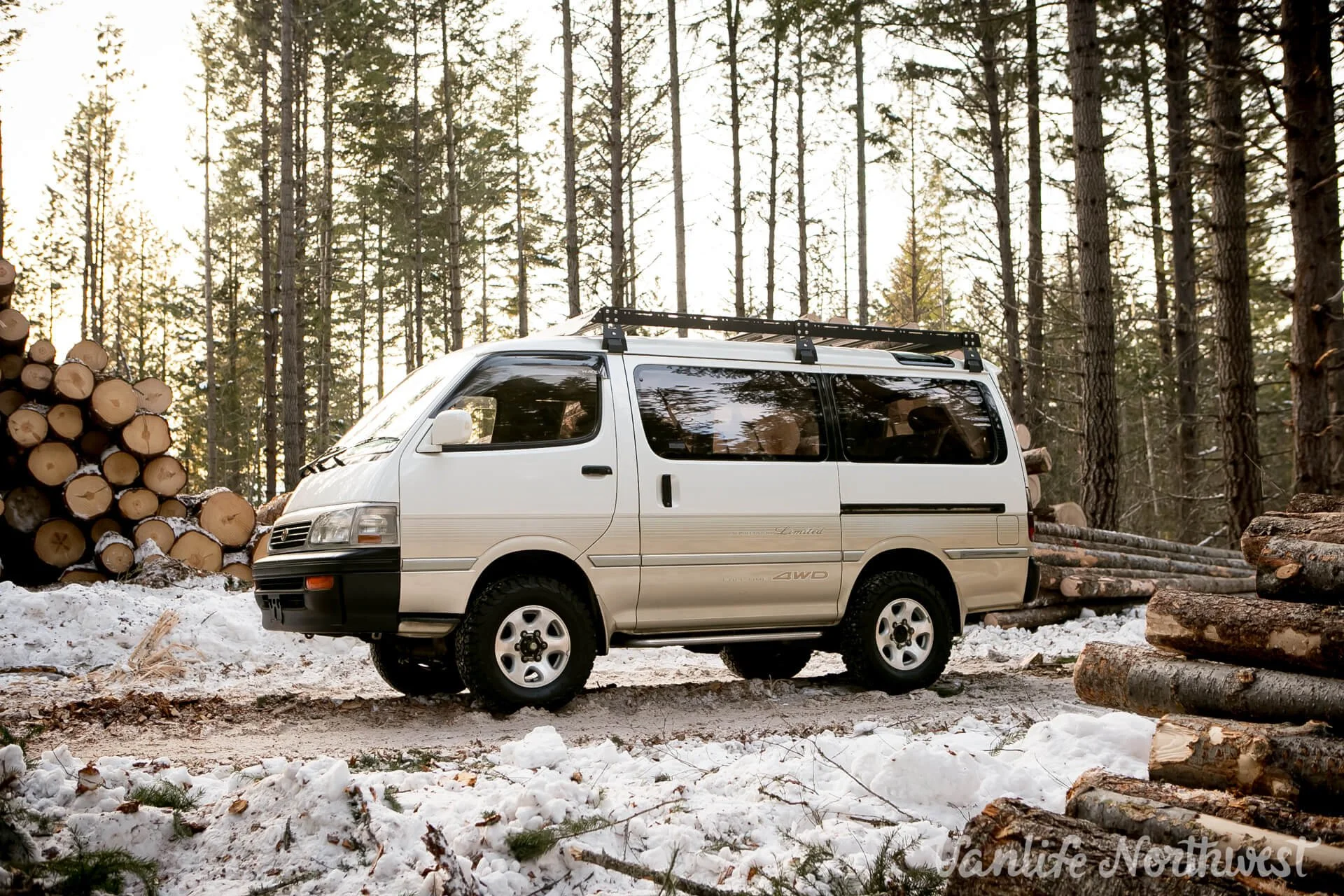 1993 TOYOTA Hiace Super Custom Limited 4wd Van — Vanlife Northwest