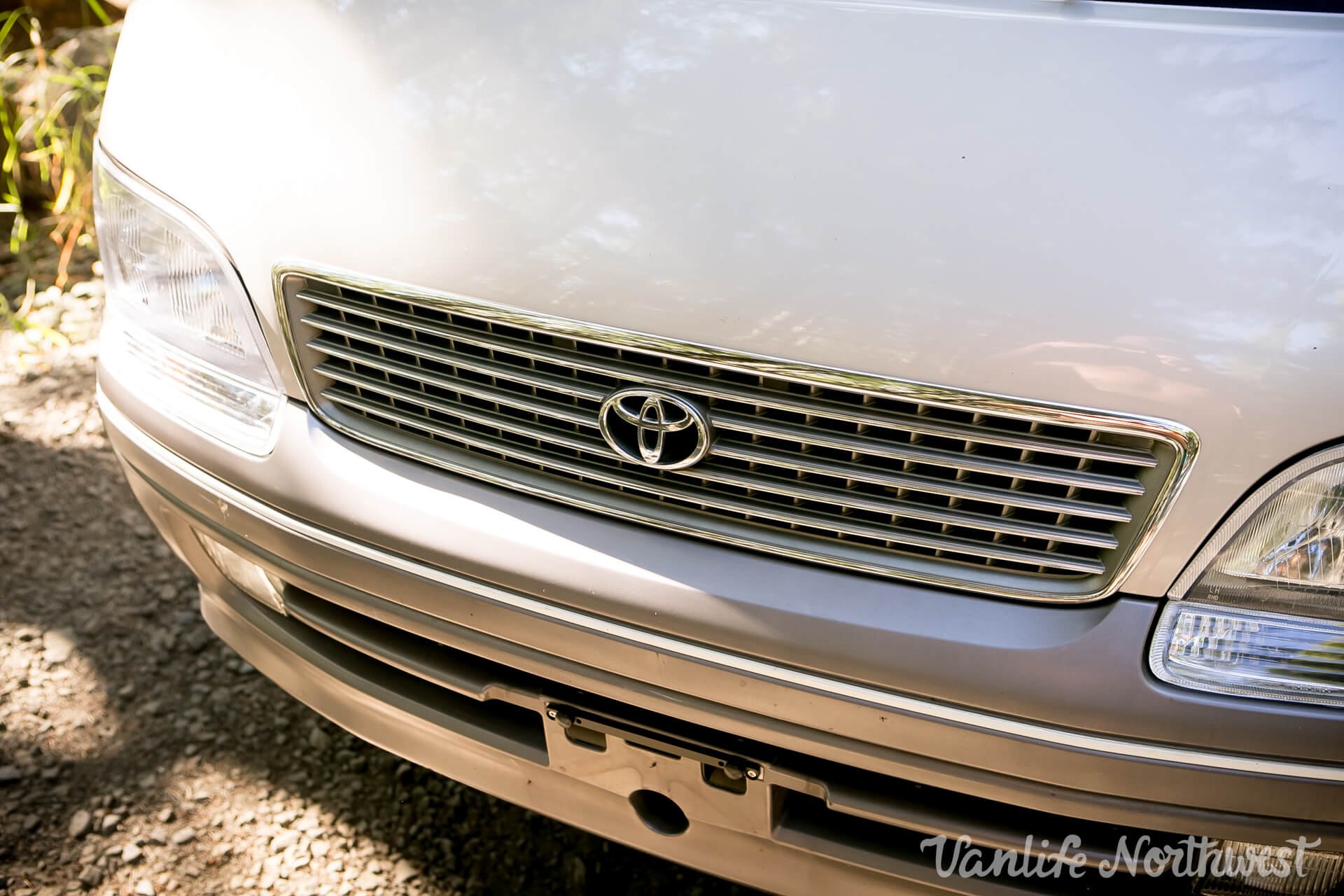 1996 Toyota HiAce JDM car for sale — photo 6 of 25