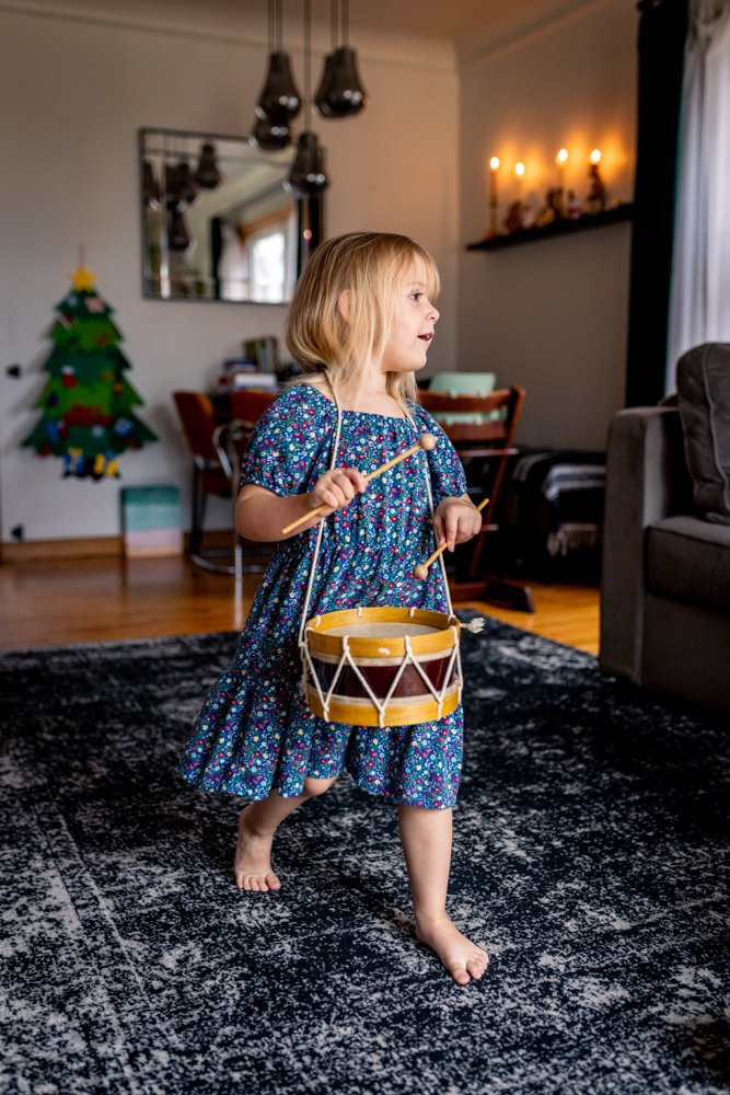 Eliza,Natalie,Dan_12.2025 (17 of 98).jpg