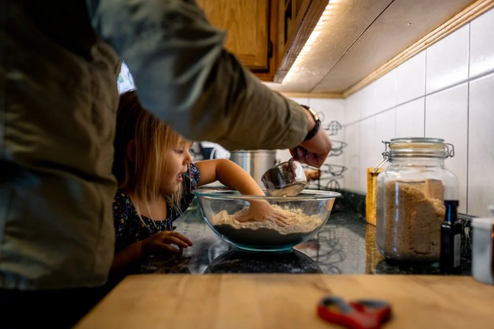 Eliza,Natalie,Dan_12.2025 (27 of 98).jpg