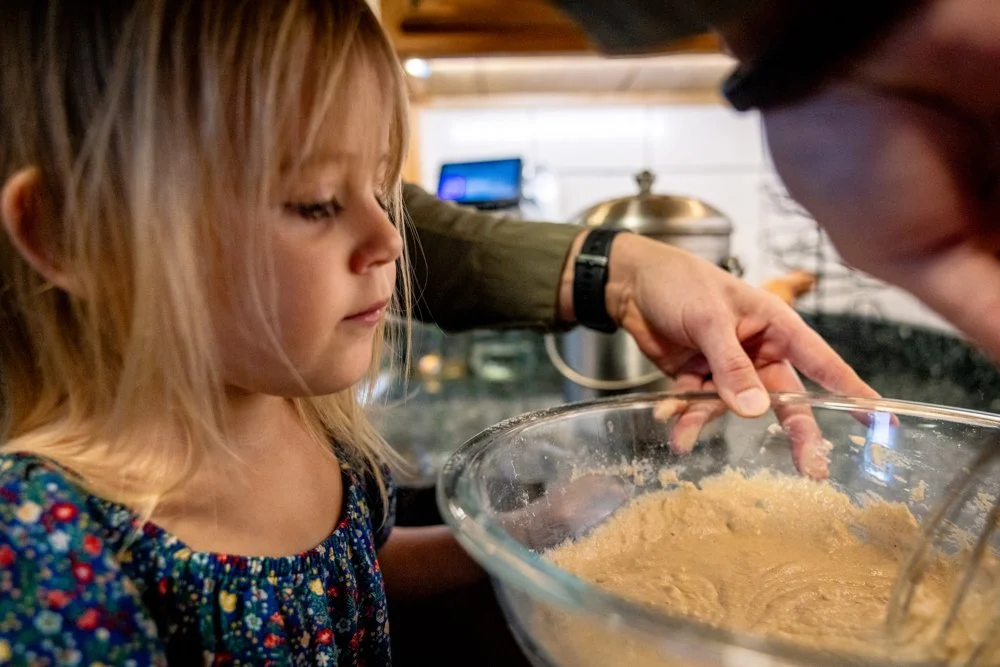 Eliza,Natalie,Dan_12.2025 (32 of 98).jpg