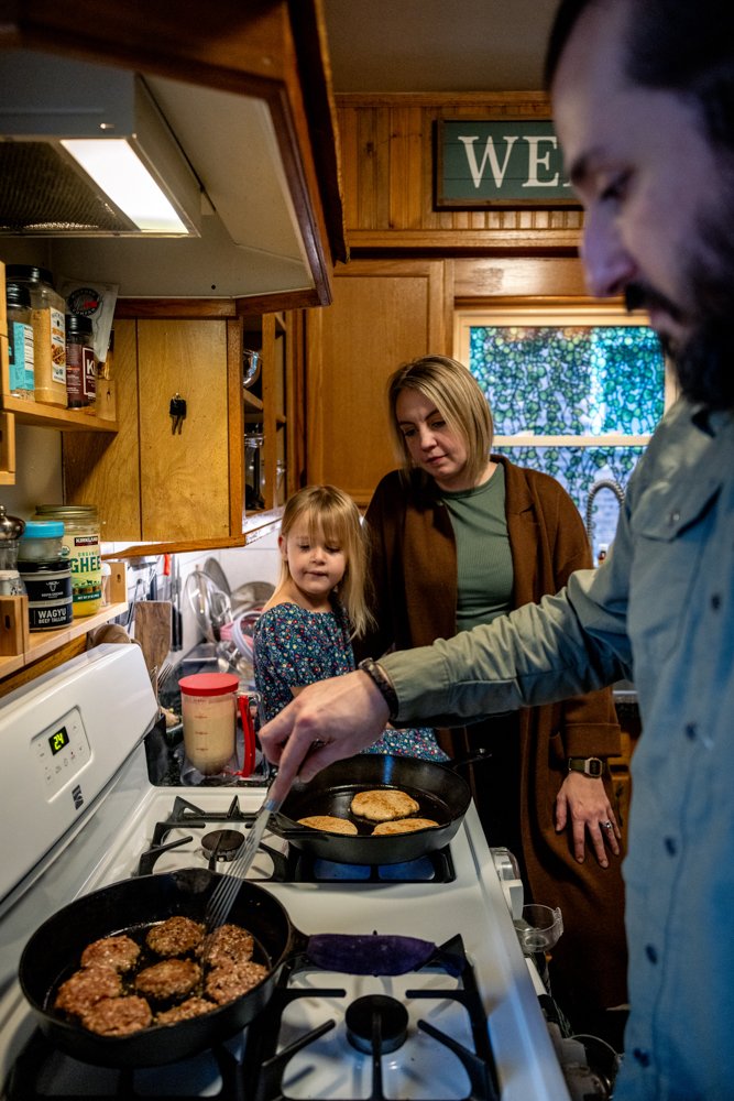 Eliza,Natalie,Dan_12.2025 (42 of 98).jpg